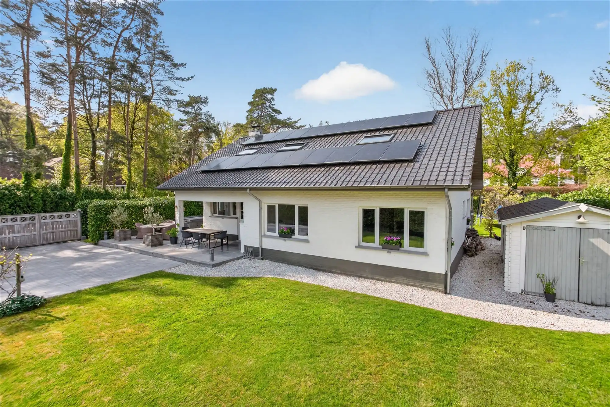 Ruime villa met zuidgerichte tuin en maximale privacy foto 8