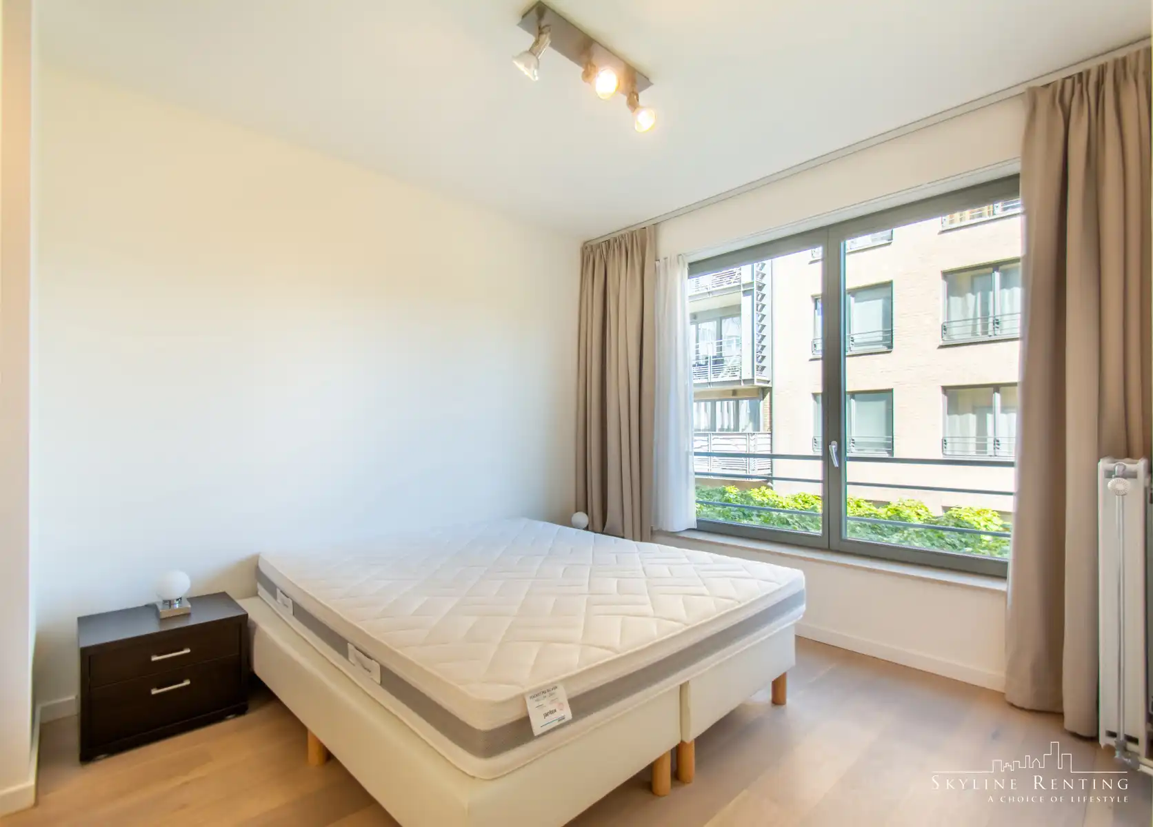 Mooi gemeubeld app. - 2 Kamers + TERRAS!! foto 8