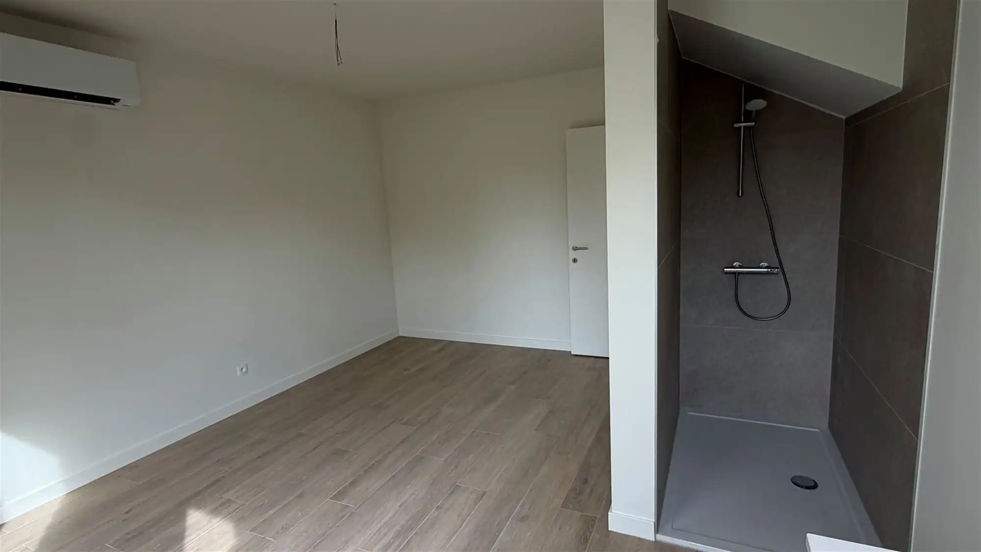 Nieuwbouwwoning met 3 slaapkamers in Voorshoven foto 8