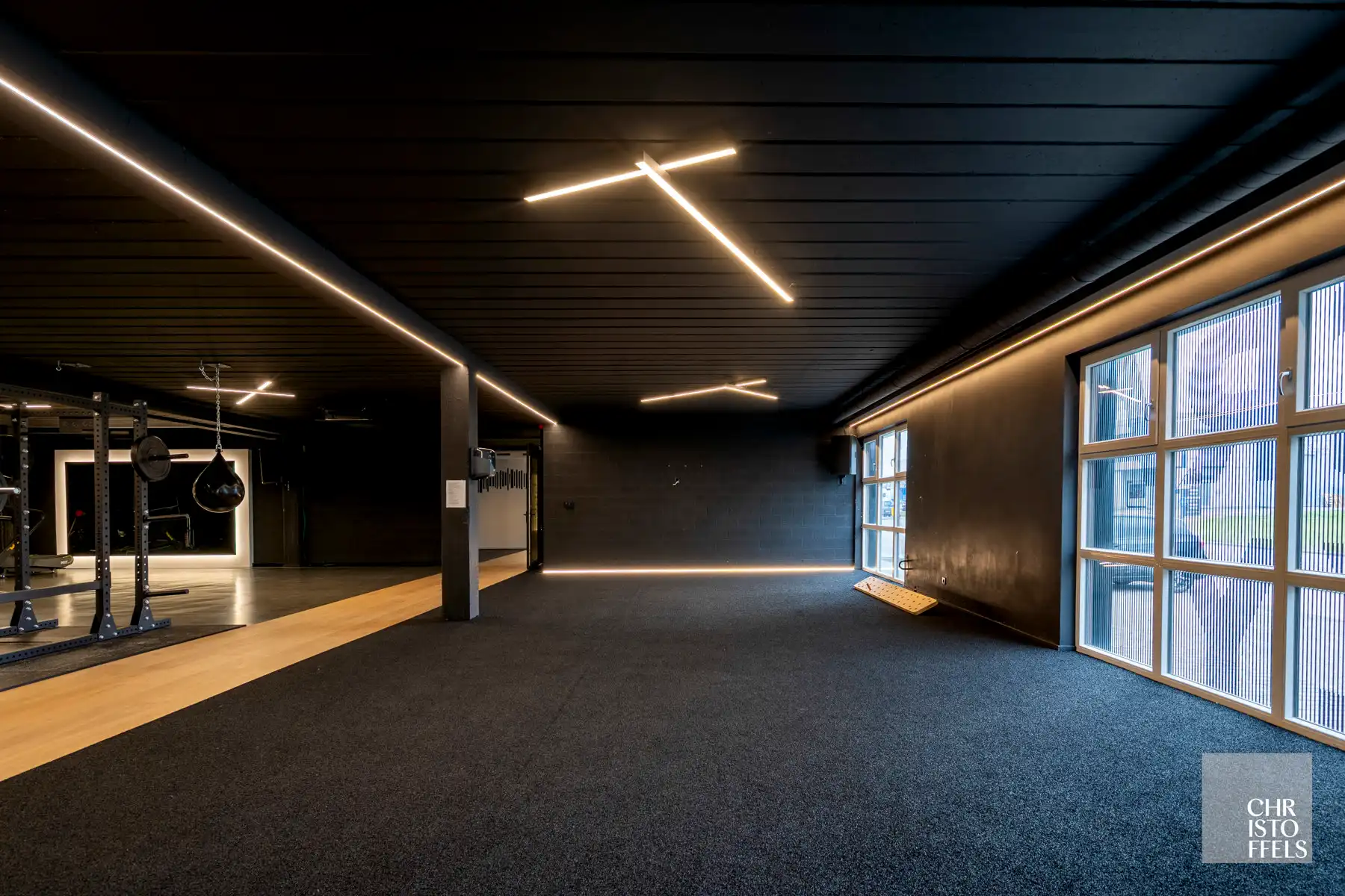 Bedrijfsgebouw (879m²) op een perceel van 1.888m² gelegen op een gunstige locatie!  foto 10