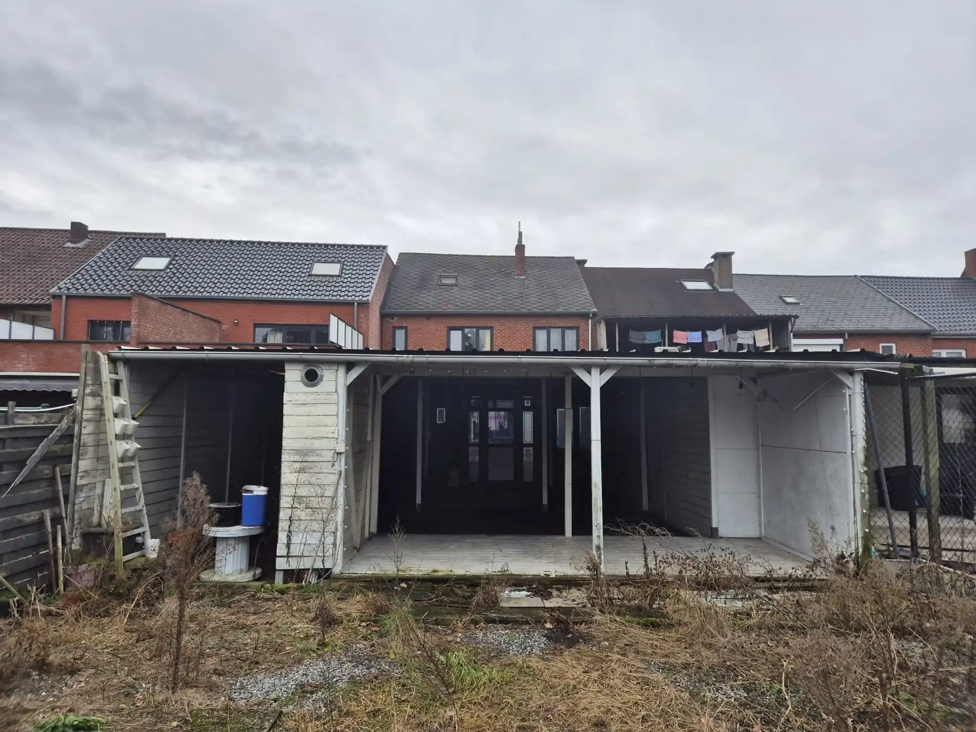 Handelspand met duplex appartement in het hart van Maasmechelen foto 10