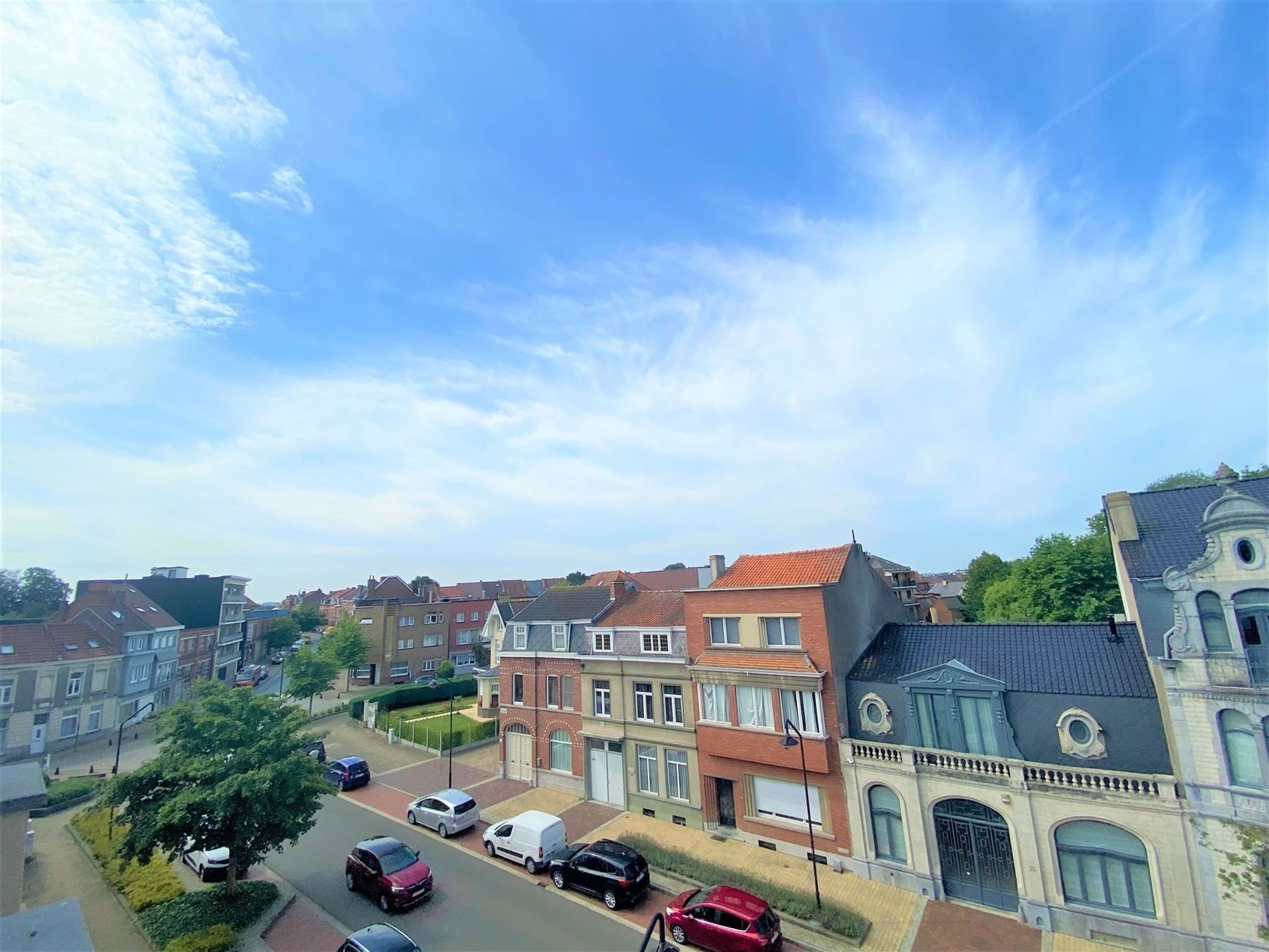 Appartement op topligging met 2 slaapkamers en parking foto 8