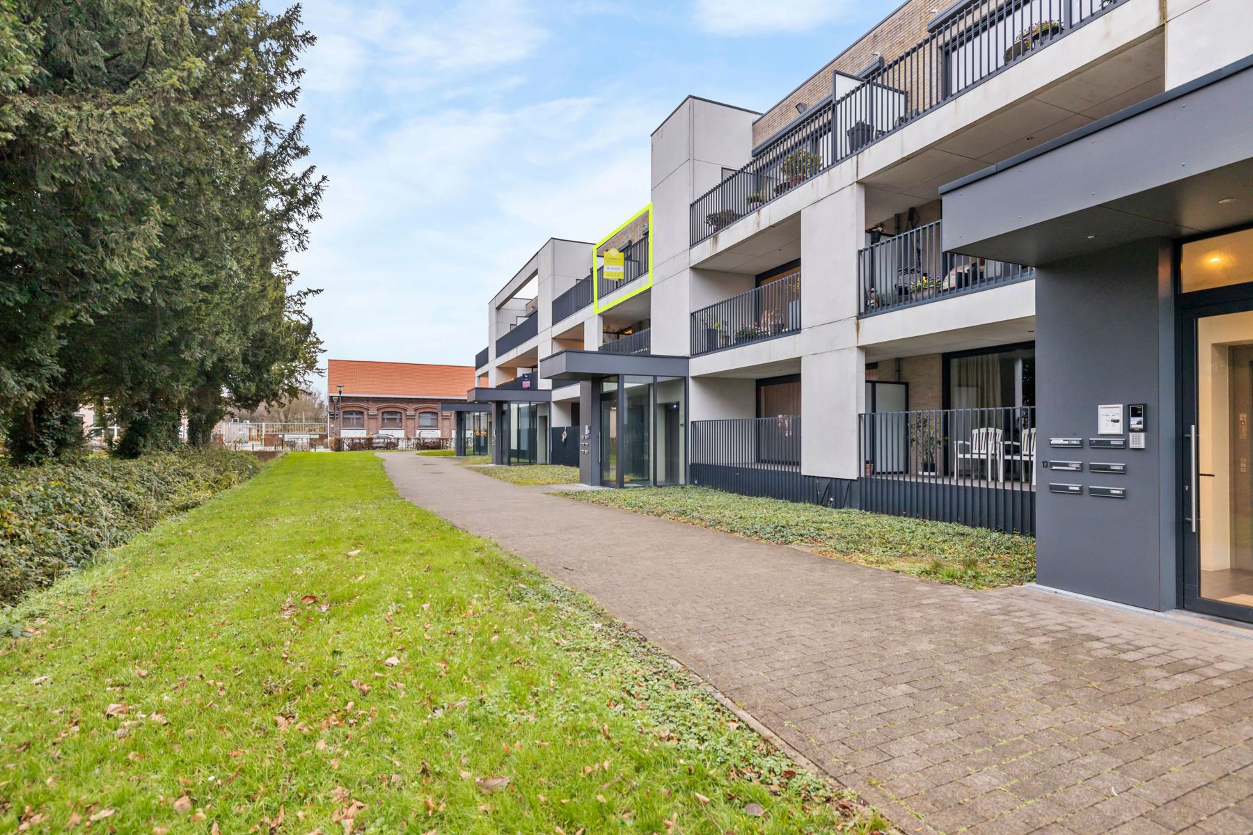 Zéér mooi instapklaar appartement op rustige locatie foto {{pictureIndex}}