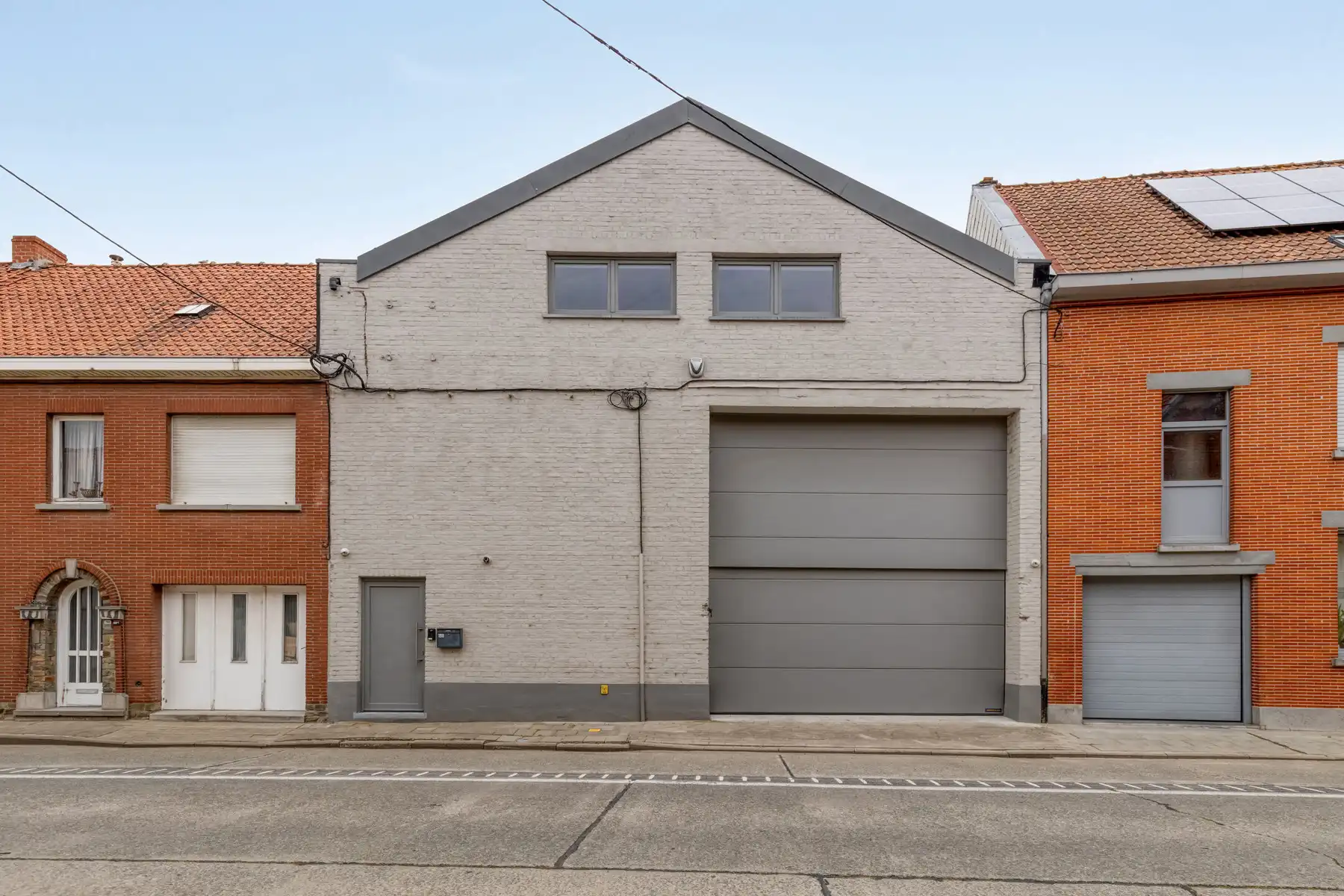 Recent vernieuwde loods met bovenliggend luxe appartement ! foto 45