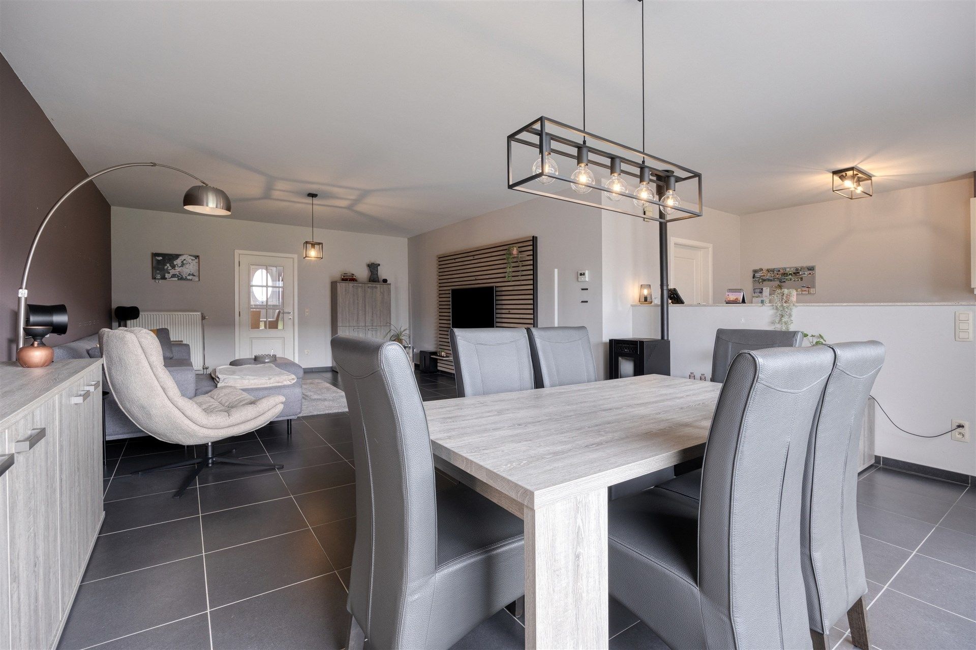 Stijlvol wonen in rustige wijk in Temse foto 8