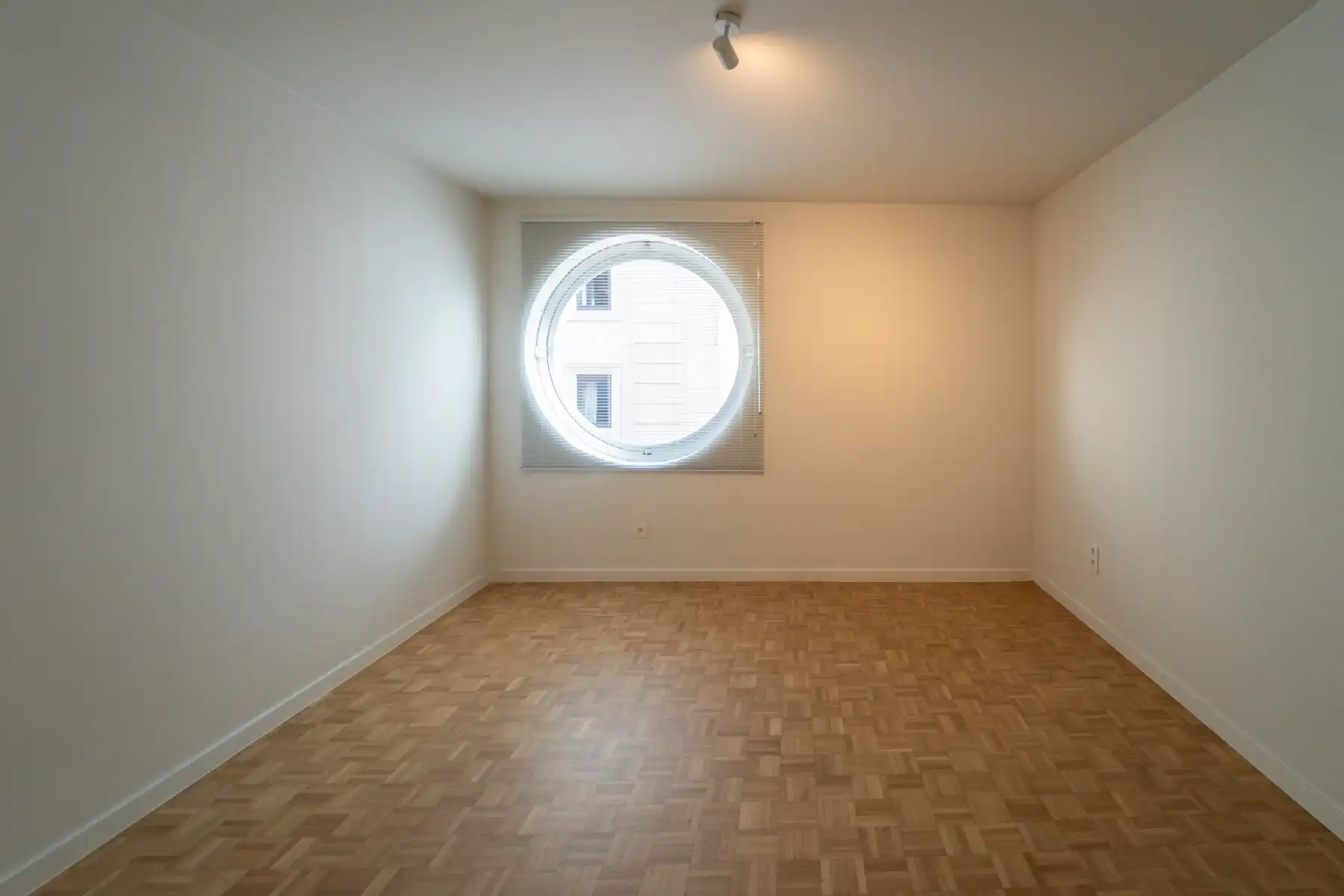 Gerenoveerd 2-slaapkamerappartement met uitzicht op Sint-Baafskathedraal foto 13