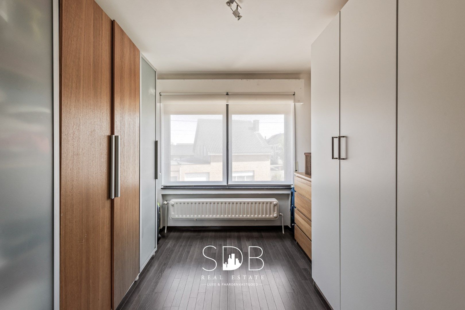 Prachtige hedendaagse villa met gezinstuin en zwembad op 1.387m² foto 13