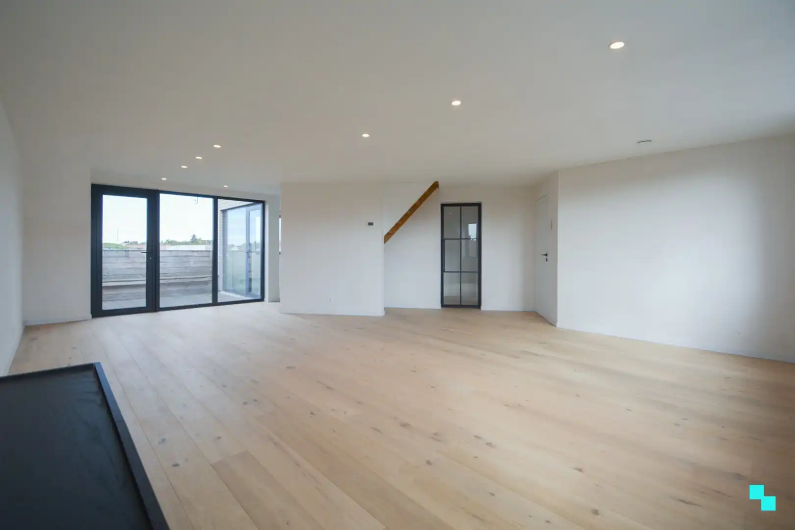 Nieuwbouw dakappartement te hartje Izegem foto 6
