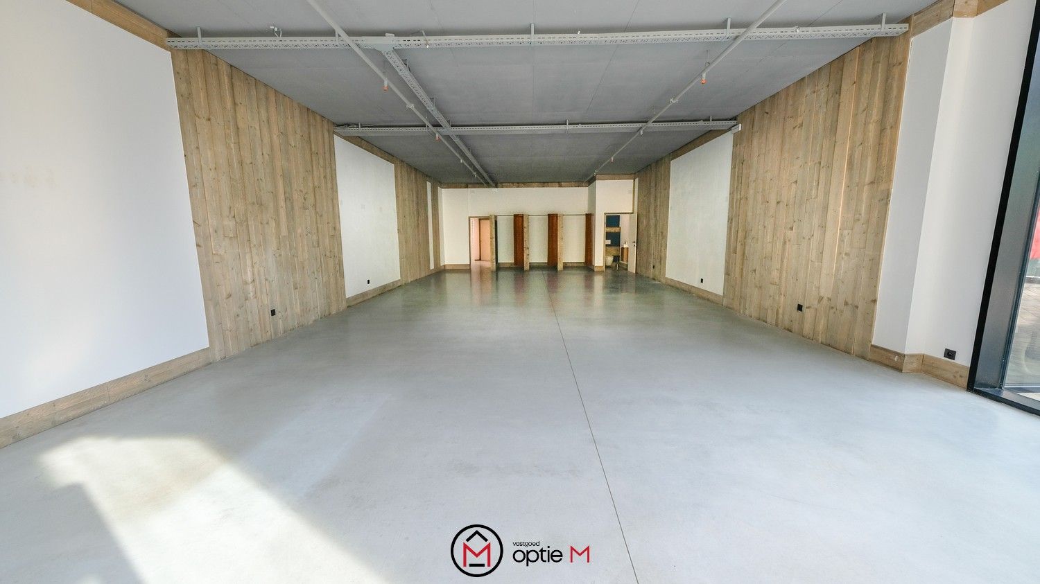 Modern handelspand te huur op toplocatie in Bilzen foto 5
