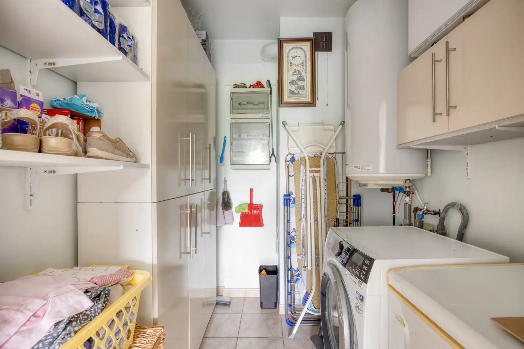 Gelijkvloers appartement met 2 kamers, terras en garage foto 12