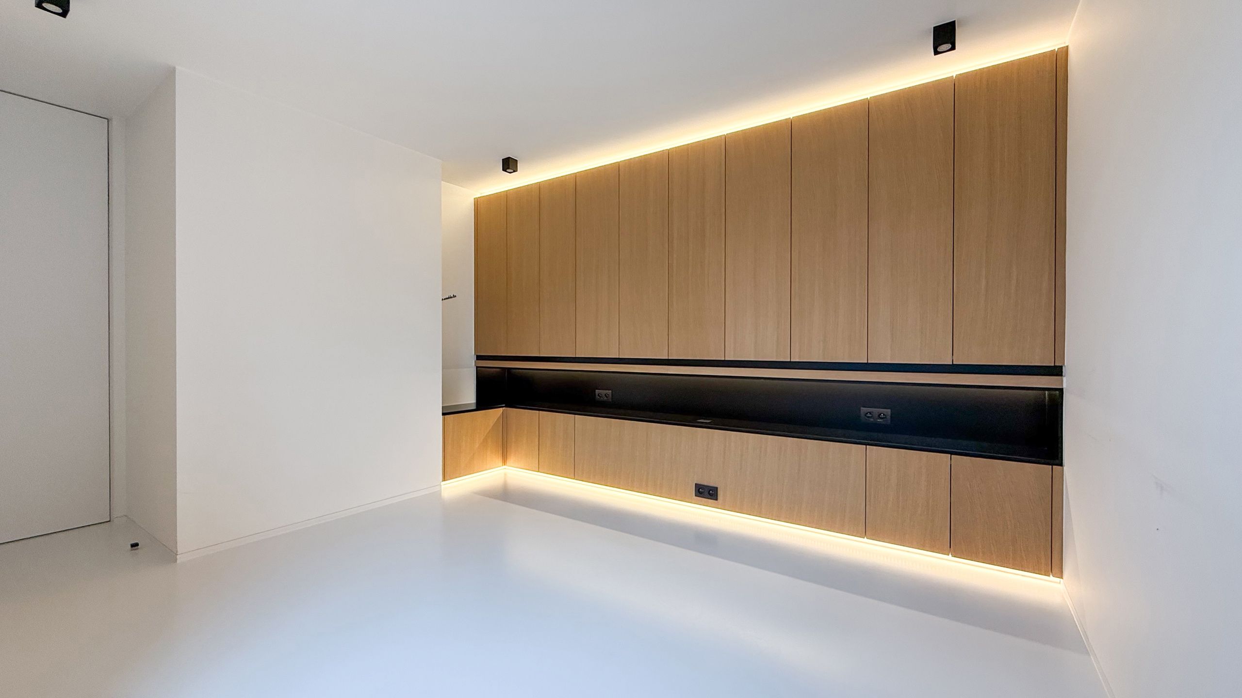 Luxe villa met poolhouse en hoogwaardige materialen! foto 38