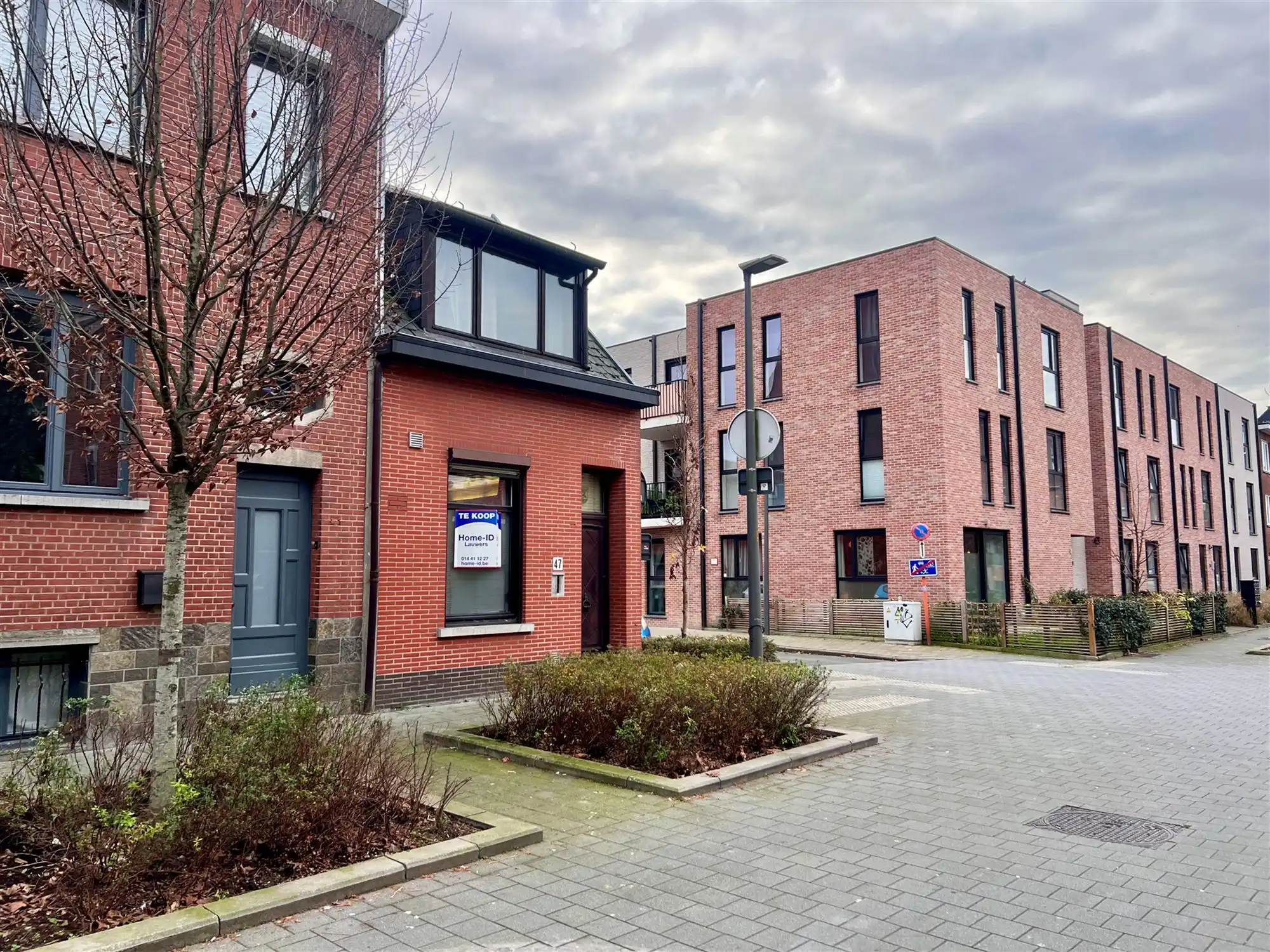 Hoekwoning nabij het centrum foto 16