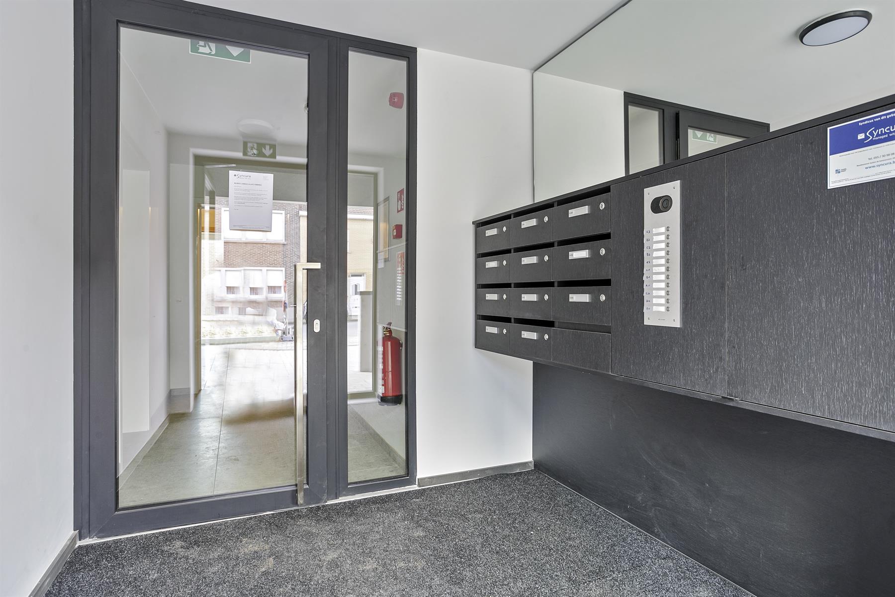 Nieuw hoekappartement met terras & ondergrondse parking! foto 14