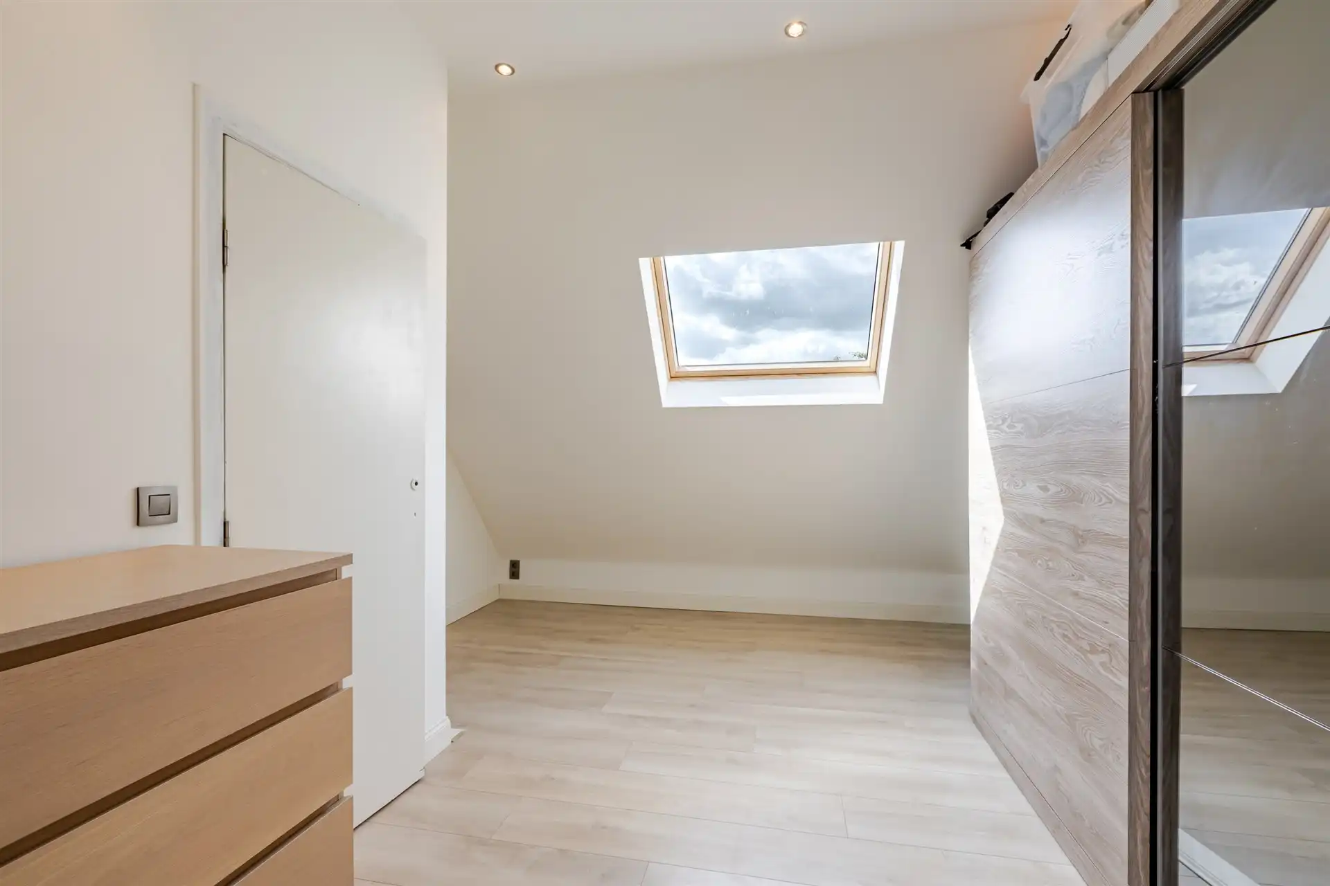 Instapklare halfopen woning met parking, Beveren - 2 slp foto 20