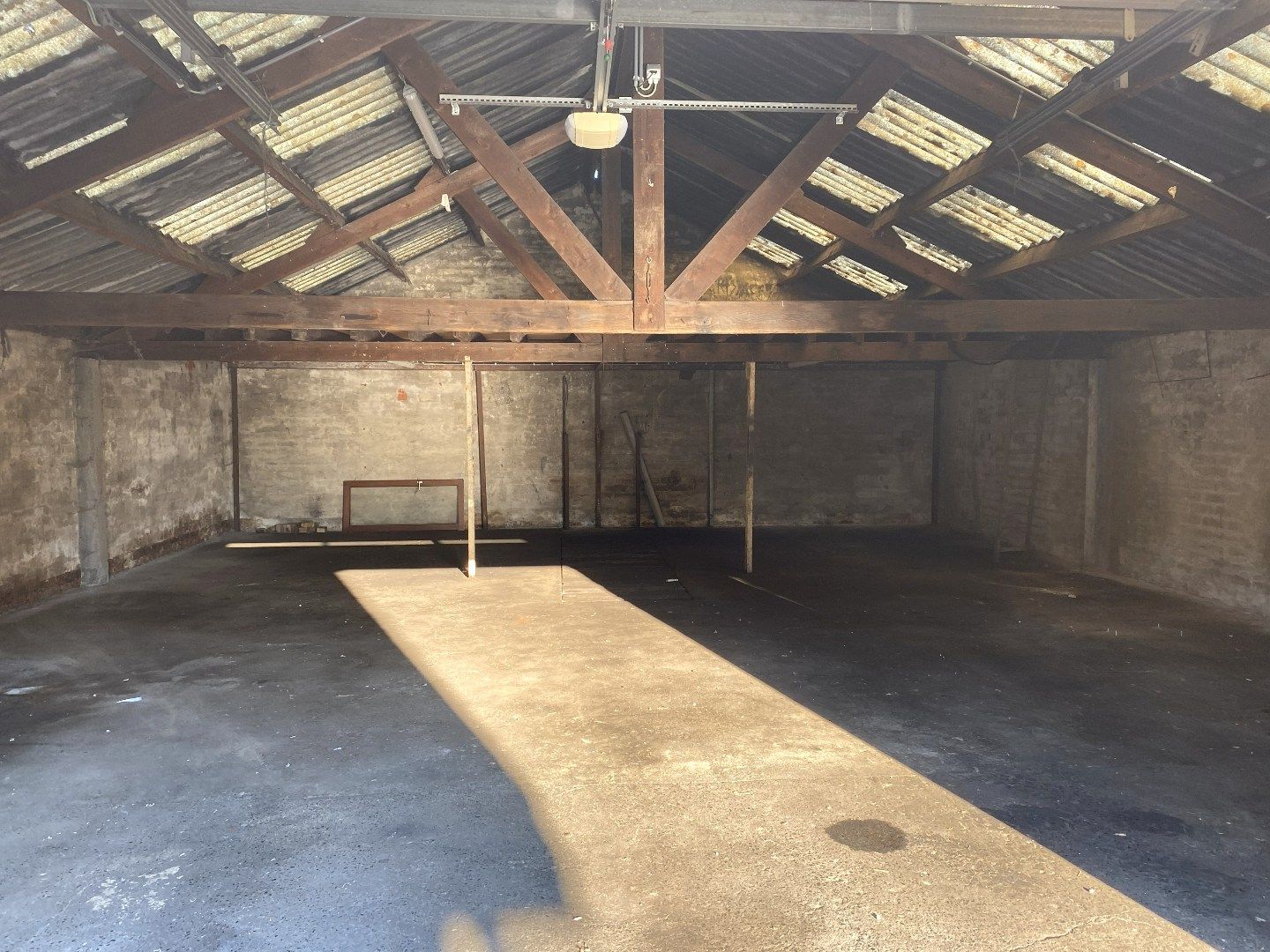 ALLEENSTAANDE WONING MET 2 SLPKS | MET OPSLAGRUIMTE 150 m² foto 11