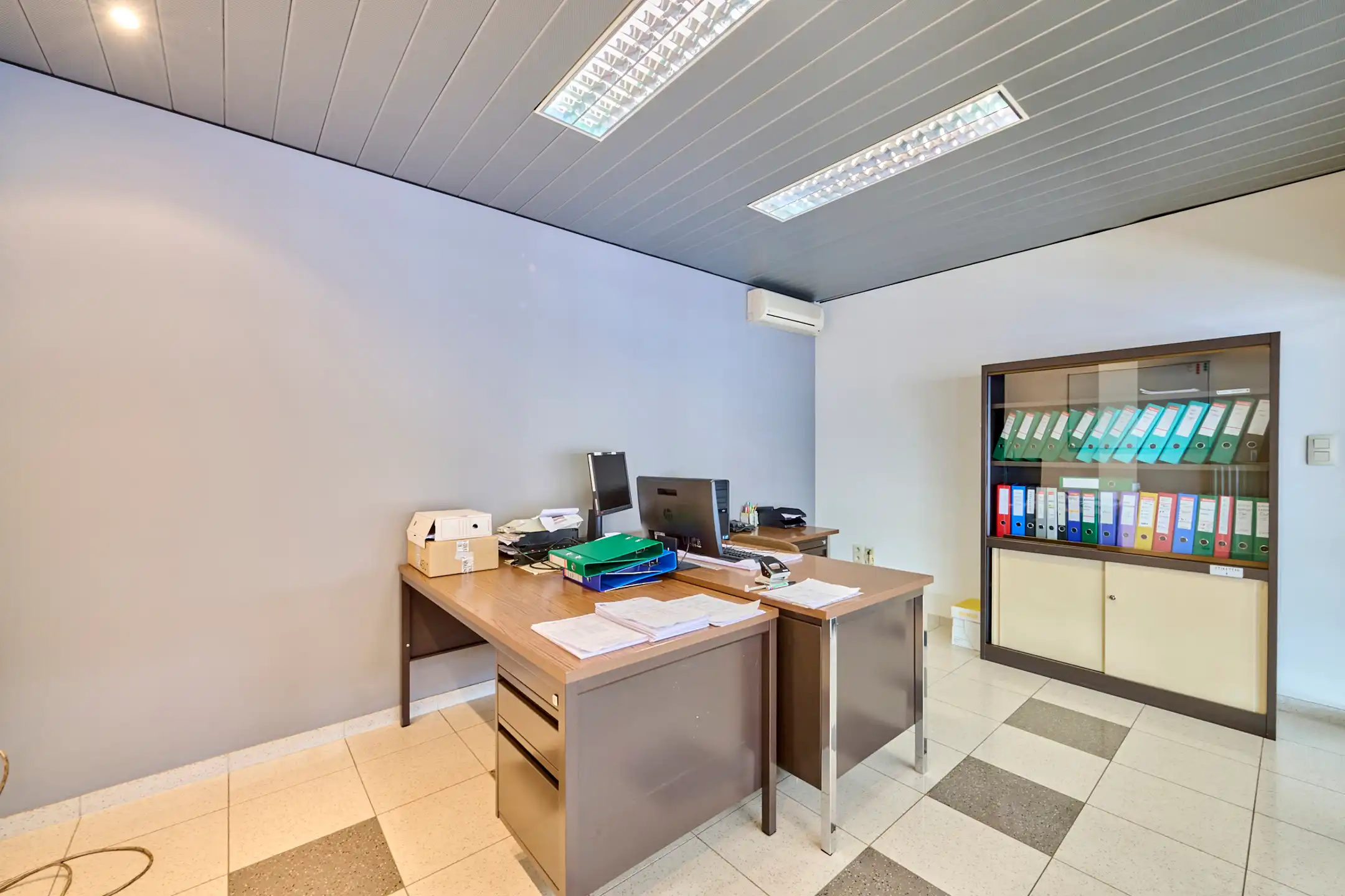 Te koop: commercieel gebouw in Maasmechelen foto 12
