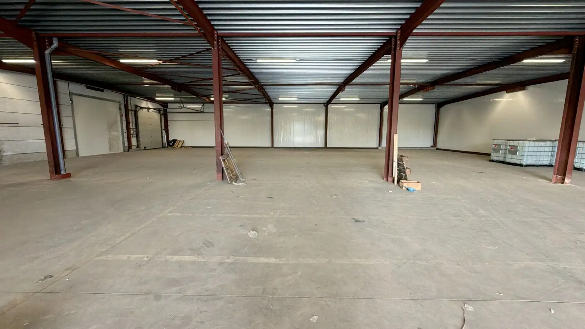 Opslagruimte te huur op industriezone Veiling Zuid te Mechelen foto 4