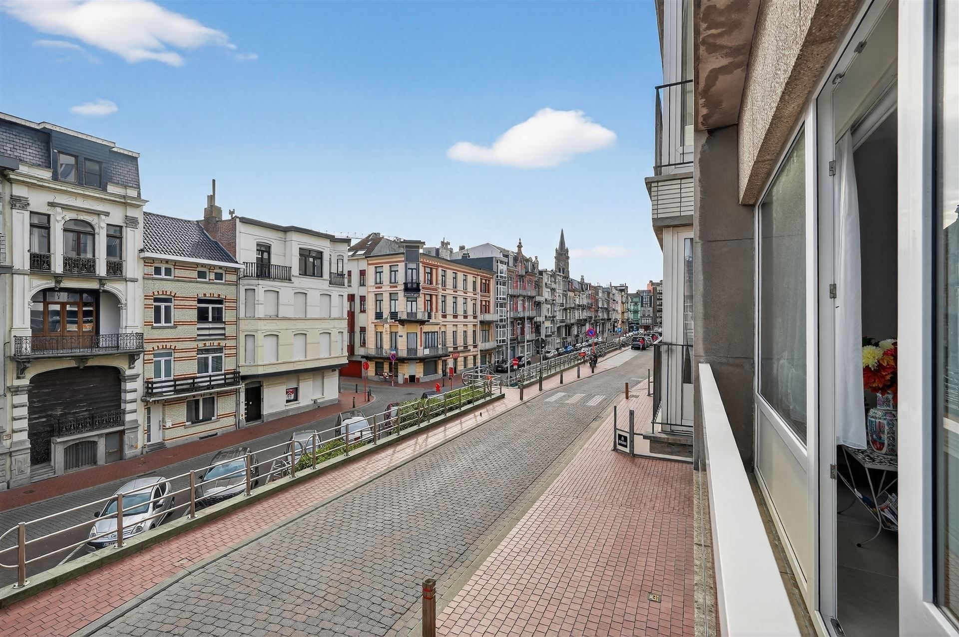 GERENOVEERD / RUGZIJDE ZEEDIJK foto 5