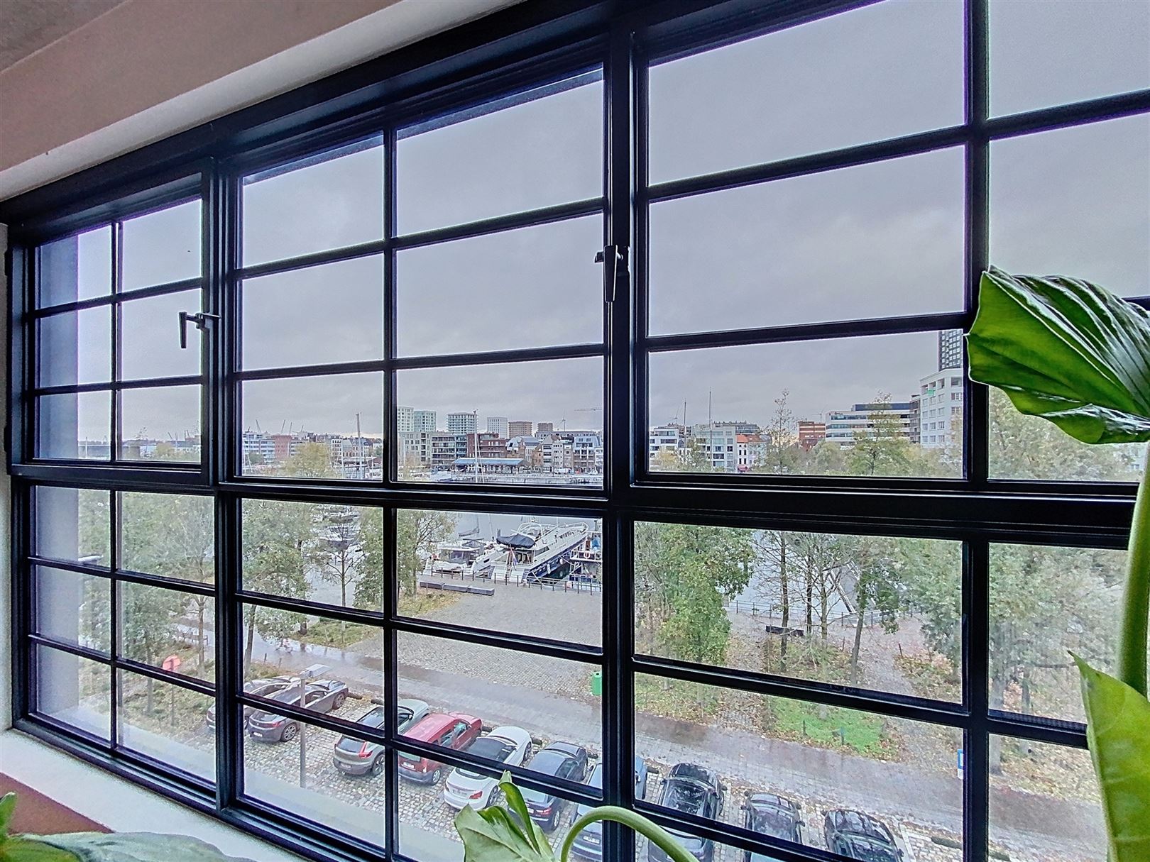 Exclusief appartement met zicht op het water foto 4