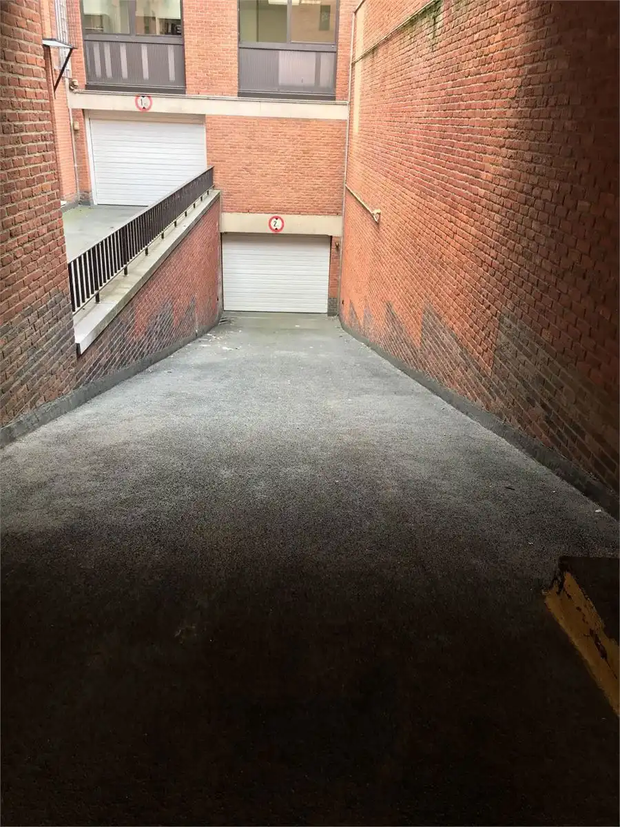 Garagebox te huur in het centrum van Leuven foto 3