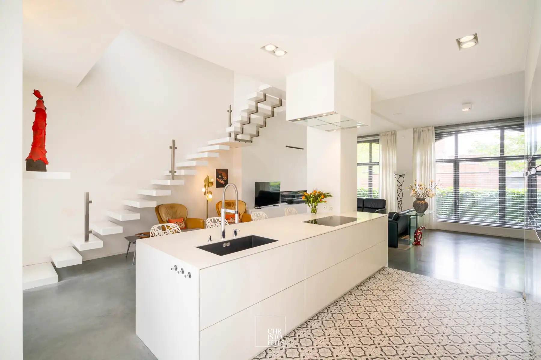 Luxe afgewerkte stadswoning (235m²) in domein Oud Rekem foto 24