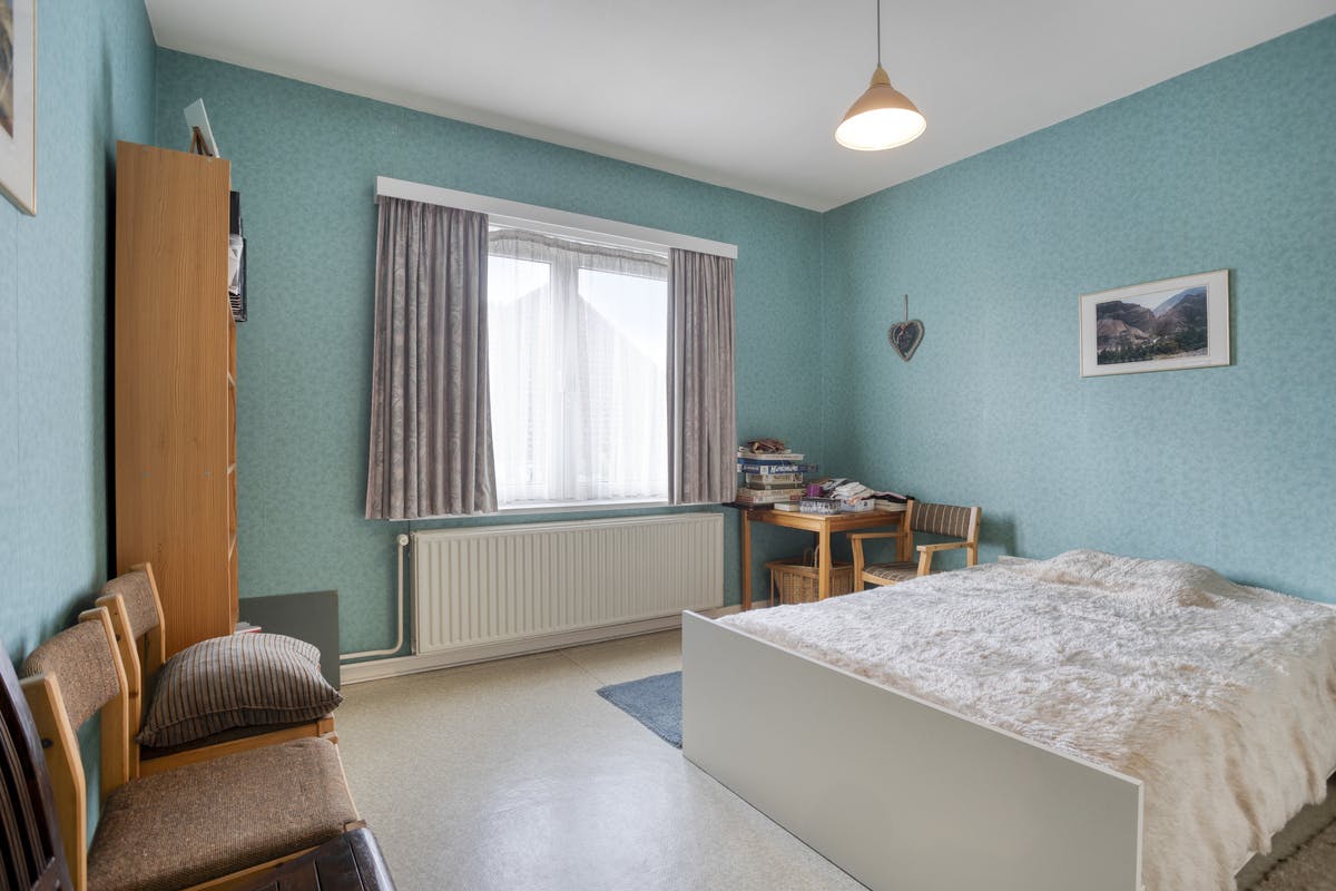 Op te frissen woning met tuin en garage in Strombeek-Bever foto 12