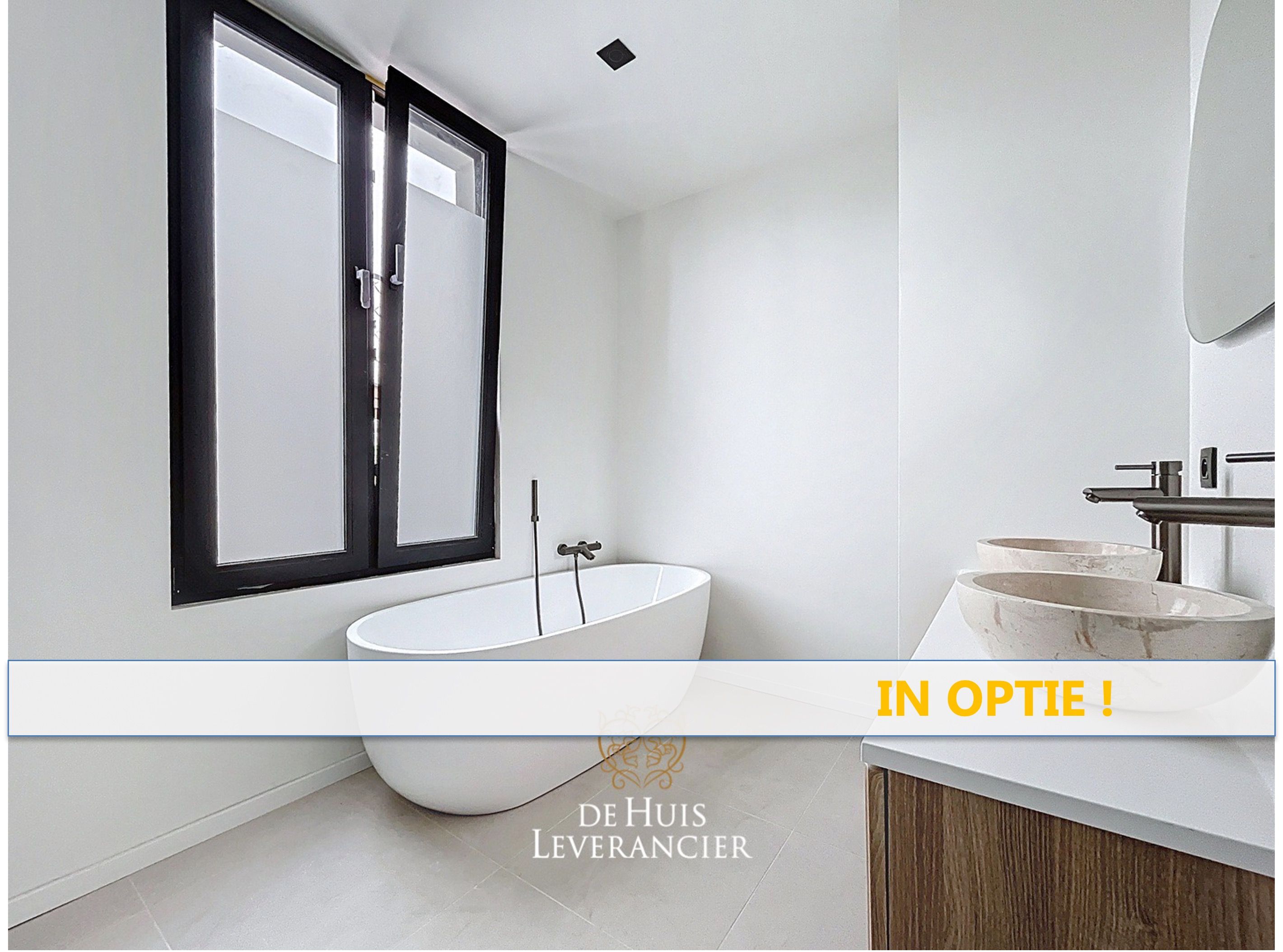 Gerenoveerde rijwoning met charme elementen  foto {{pictureIndex}}