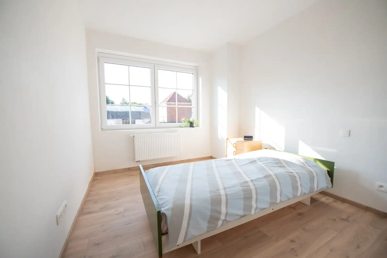 Centraal gelegen nieuwbouwappartement met 1 slaapkamer te koop te Waregem. foto 7