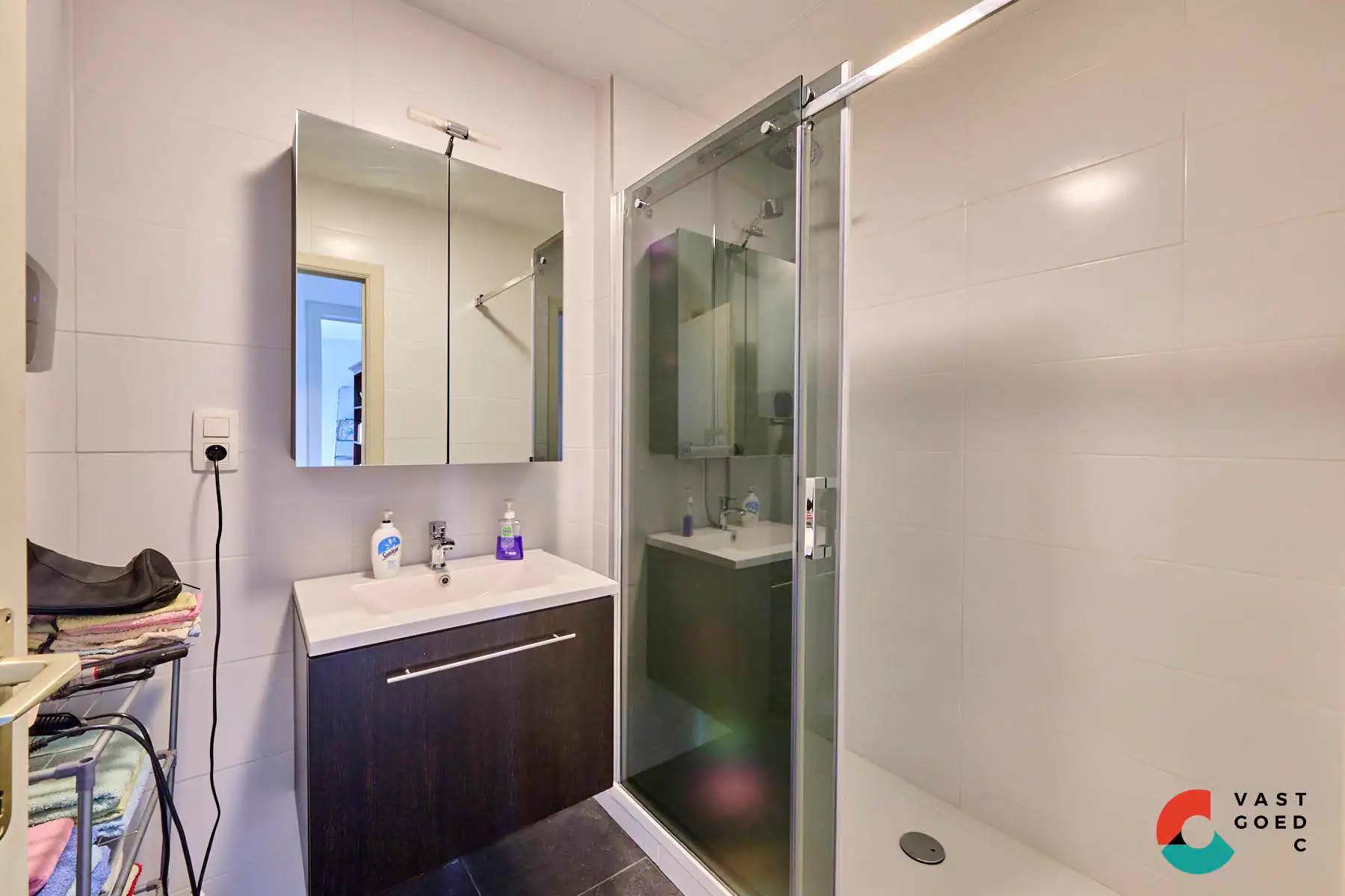 Centraal gelegen appartement met 3 slaapkamers foto 10