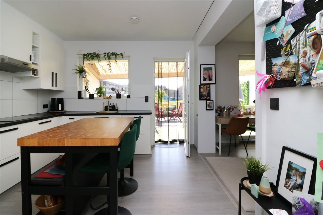 Gerenoveerde woning met tuin op rustige locatie foto 8