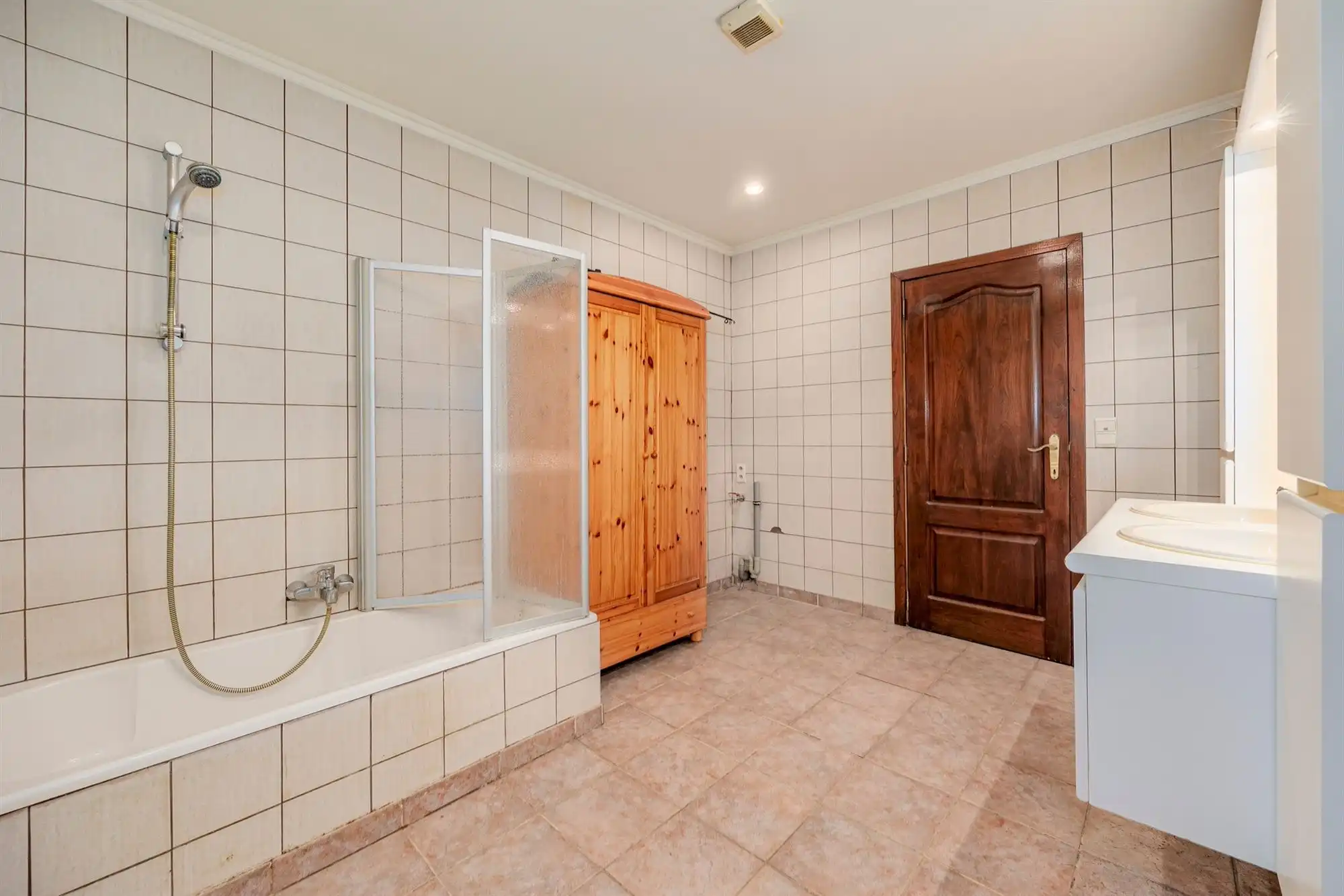 Charmant appartement met 2 slaapkamers en kelderberging in Deurne Zuid! foto 11