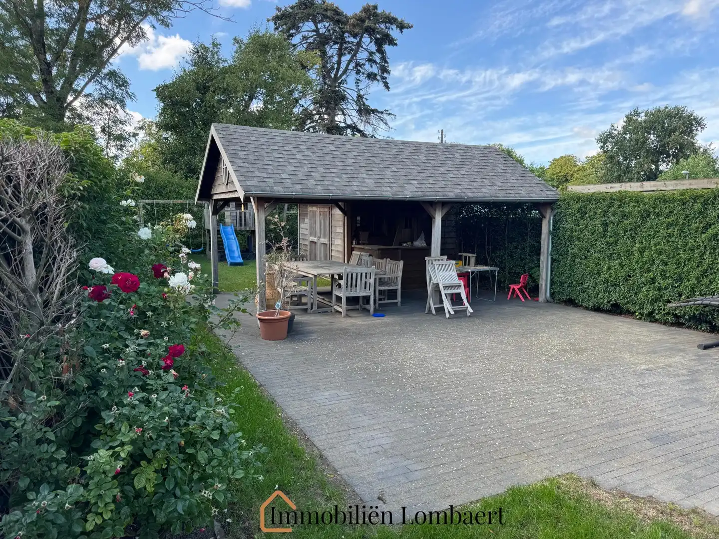 Charmante halfopen bebouwing te koop aan de Meensesteenweg in Roeselare - een kans om te personaliseren naar uw droomhuis! foto 27