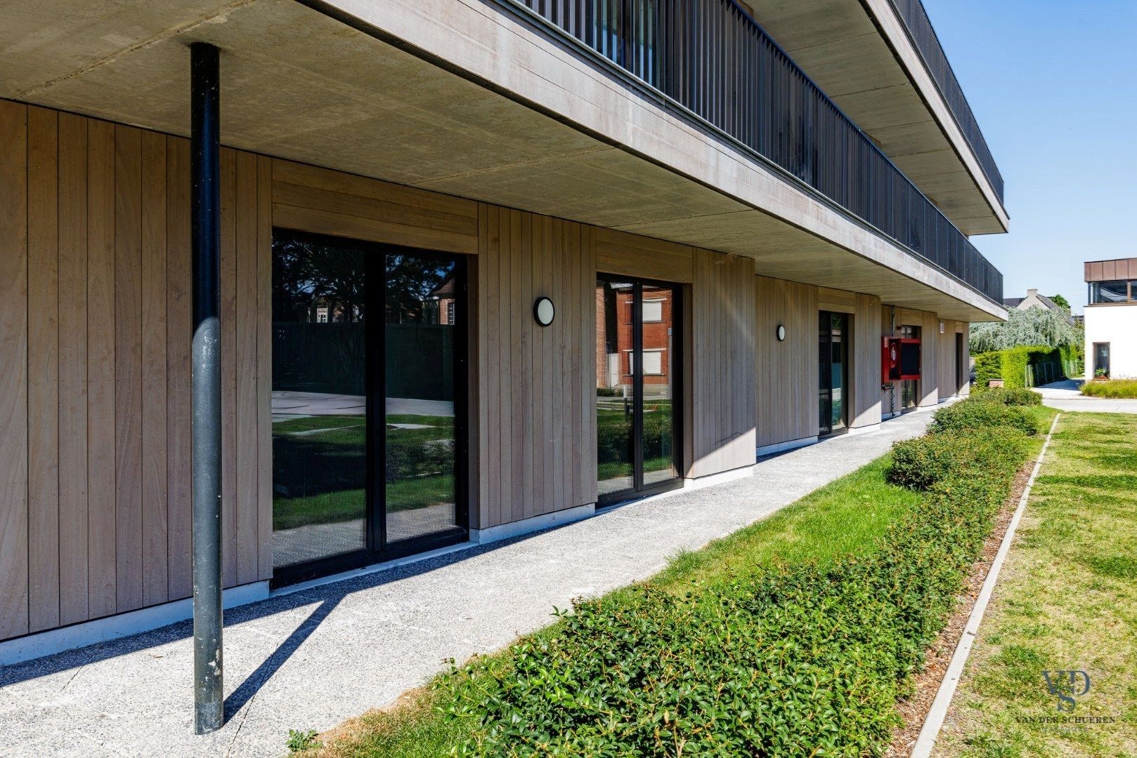 Gelijkvloers 2-slpk appartement foto {{pictureIndex}}