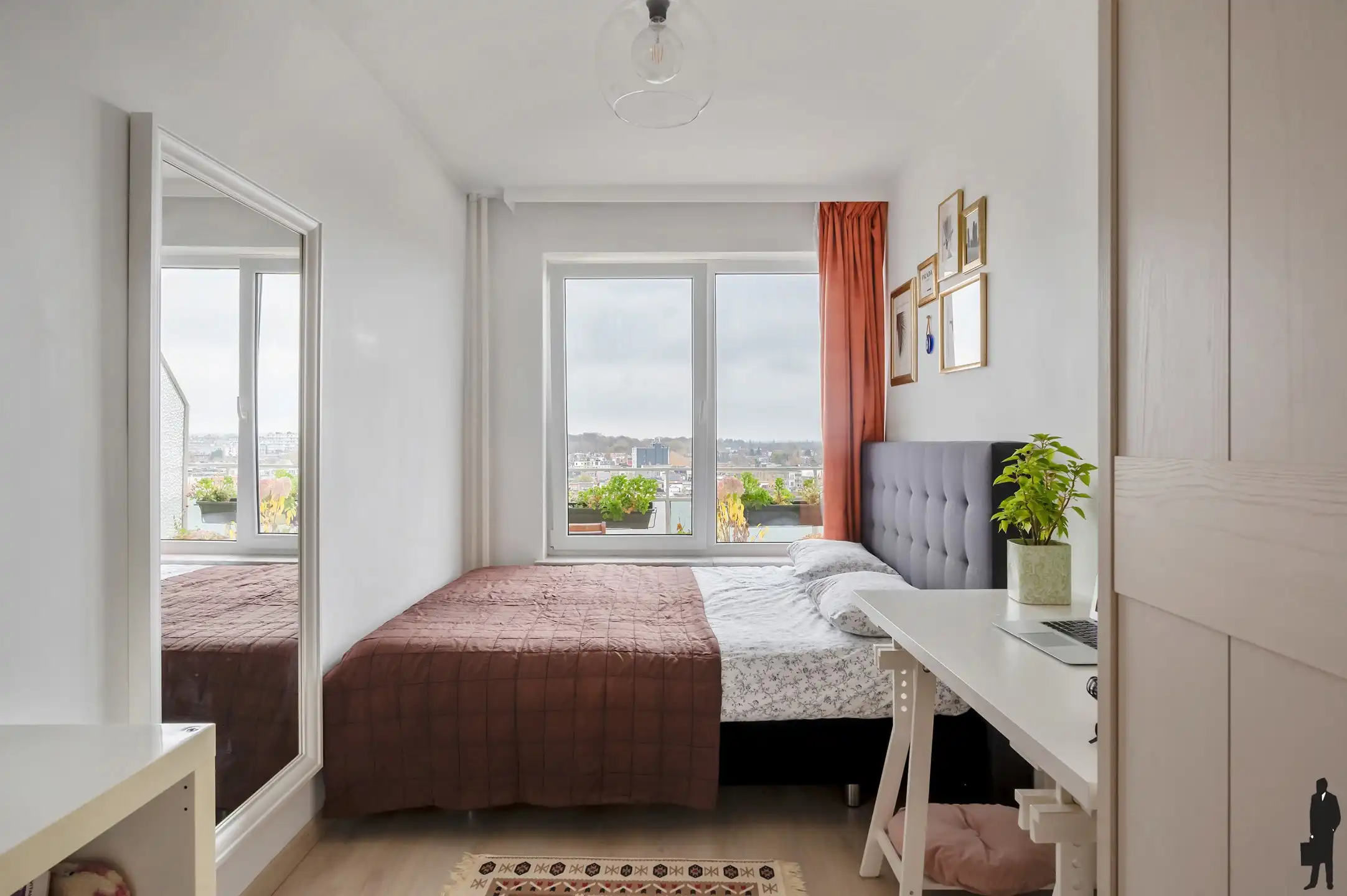 Panoramisch en lichtrijk 2-slpk appartement. foto 10