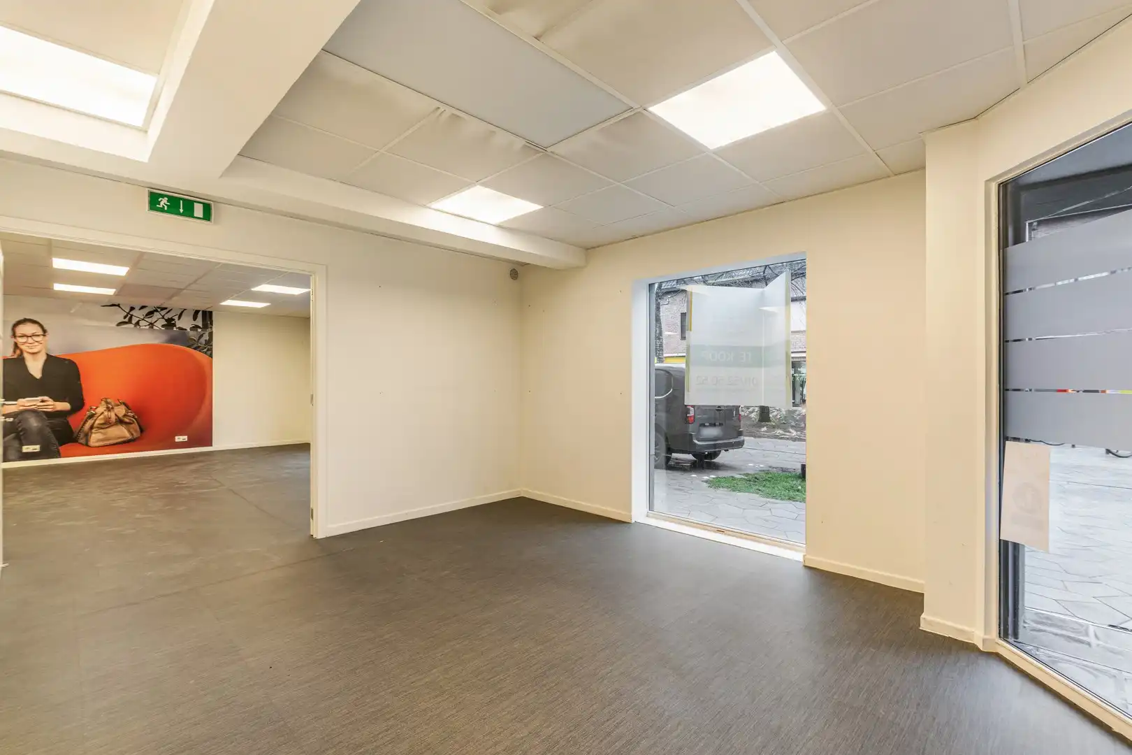 EXCLUSIEVE KANS: HANDELSGELIJKVLOERS TE KOOP IN DE VERNIEUWDE VREDELAAN, HOUTHALEN-HELCHTEREN foto 14