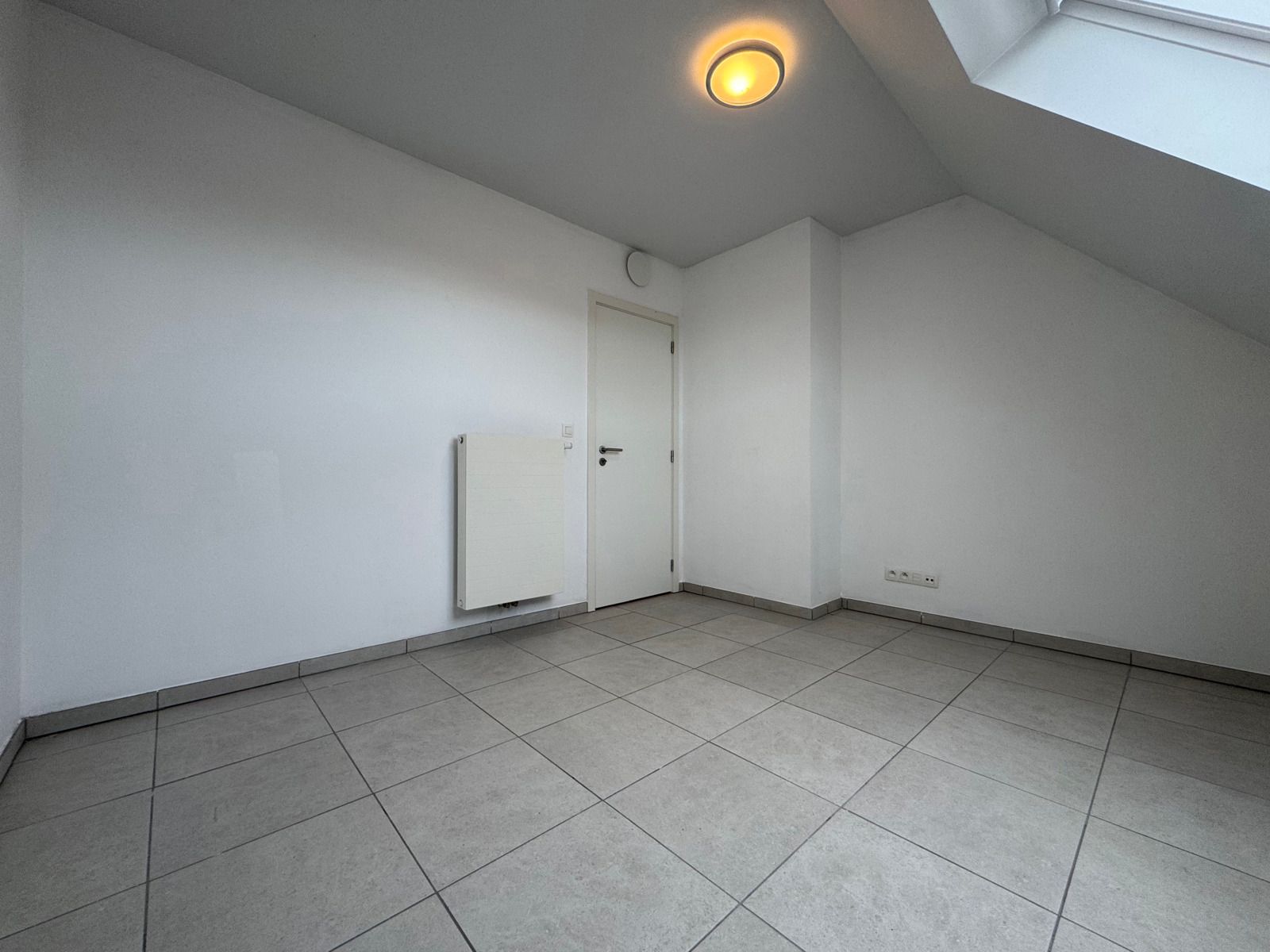 Te huur: dakappartement inclusief autostaanplaats  foto 10