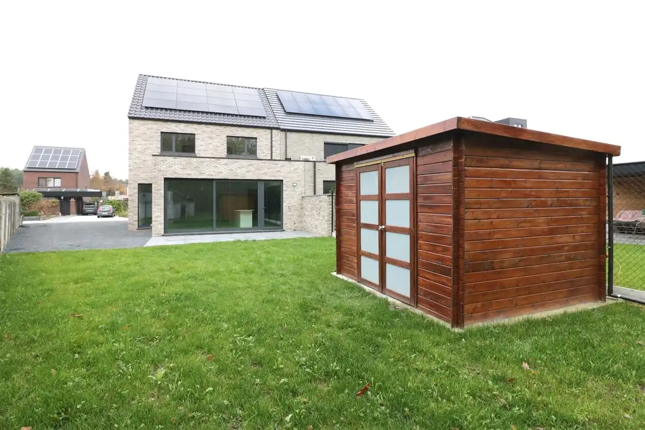 Gezinwoning, zuidtuin, boszicht, label A+, nabij centrum foto {{pictureIndex}}