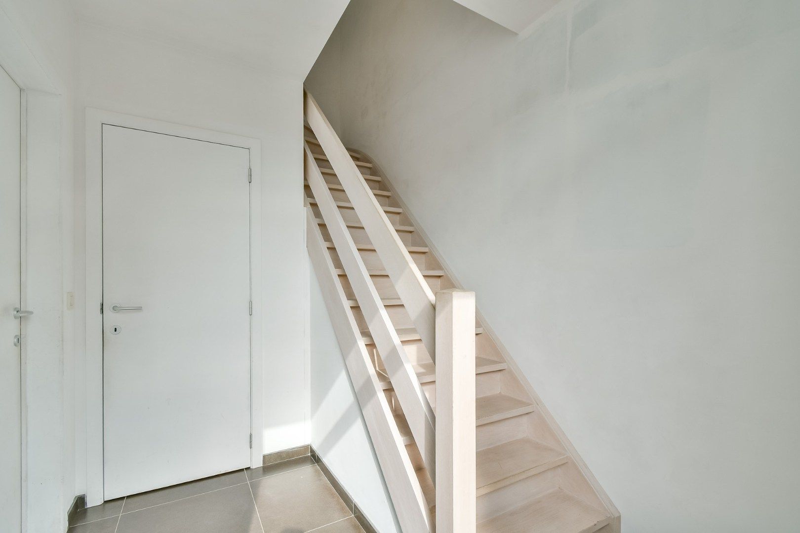 Energiezuinige woning in een rustige straat! foto 2