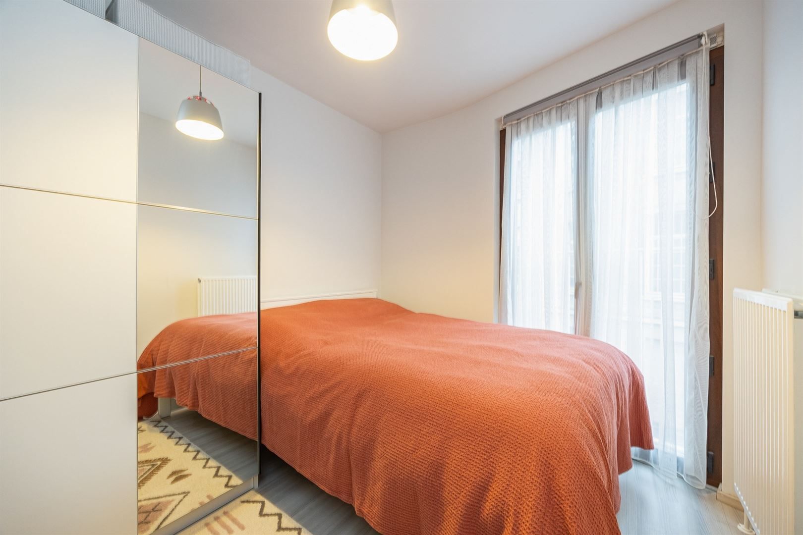 Centraal gelegen 1 slaapkamer hoekappartement  foto 9