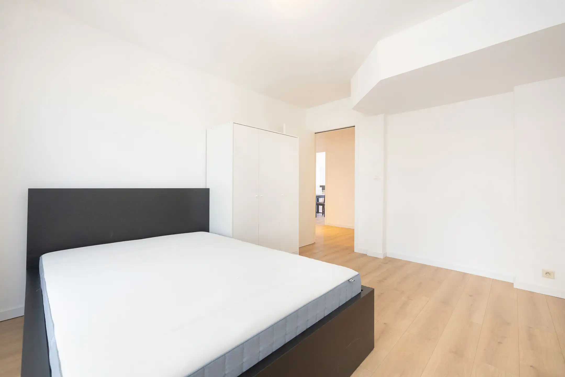 Huis met 5 slaapkamers + 2 studio's + opslagruimte  foto 10
