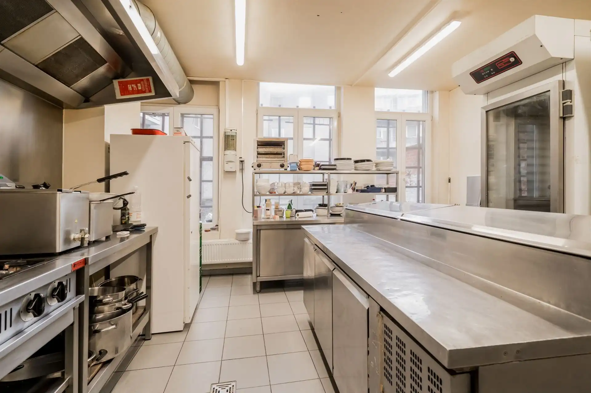 Handelspand in hartje Mechelen! foto 9