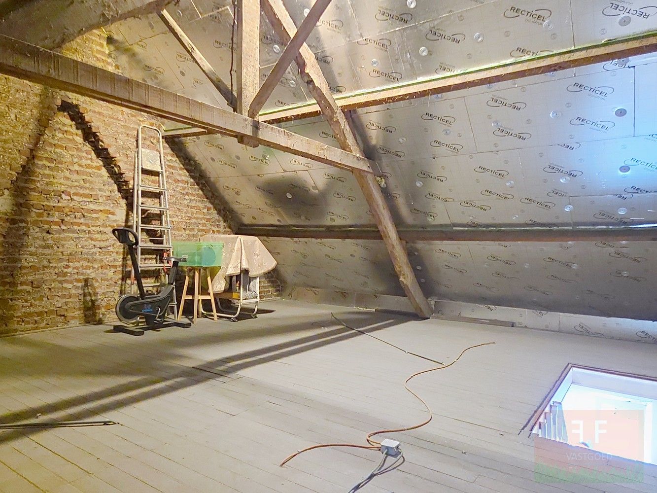 Instapklare eengezinswoning met prachtige tuin te Bavegem foto 19