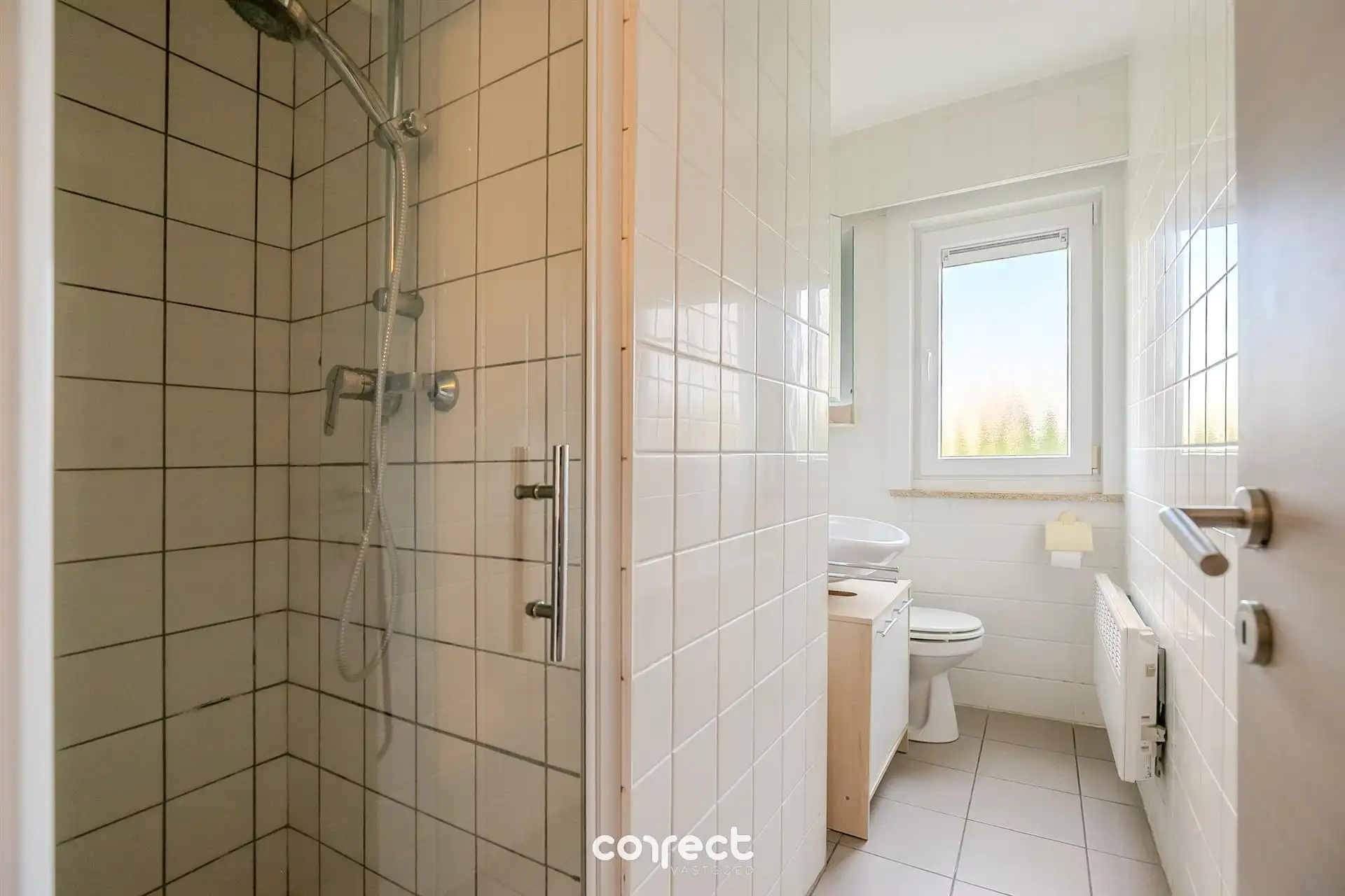 Gelijkvloers 2 slaapkamerappartement. foto 9