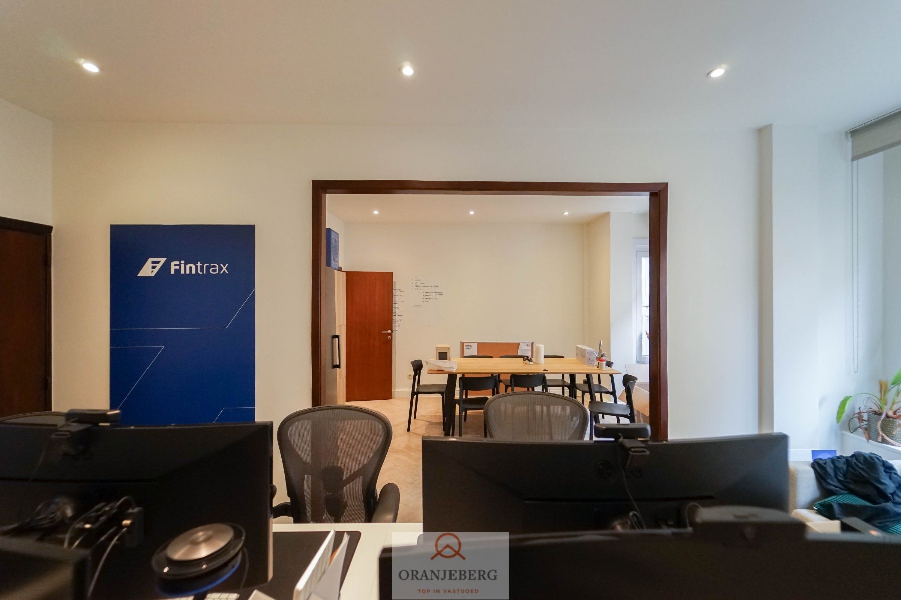 Uitstekend gelegen kantoorruimte ( 117 m²) in Gent-centrum. foto 3