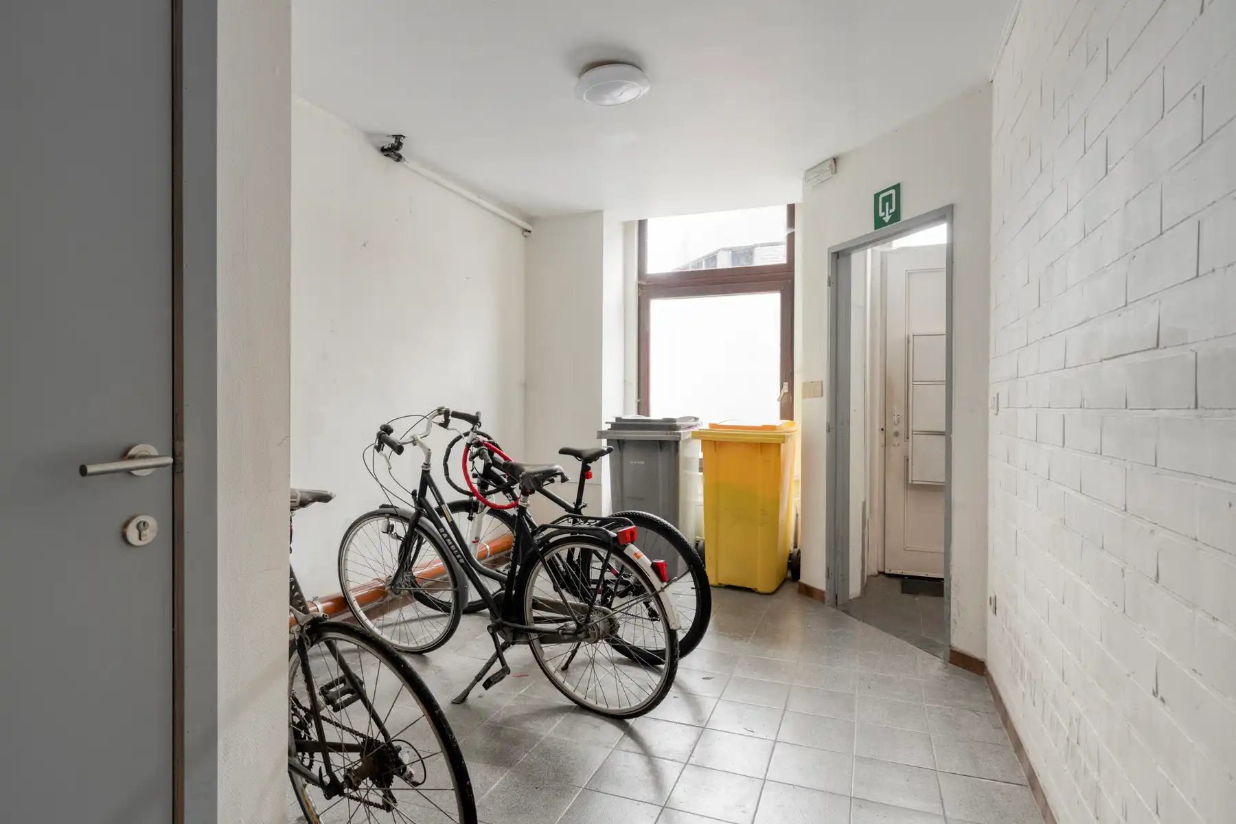 Studentenpand met 5 instapklare kamers en een tuin. foto 4