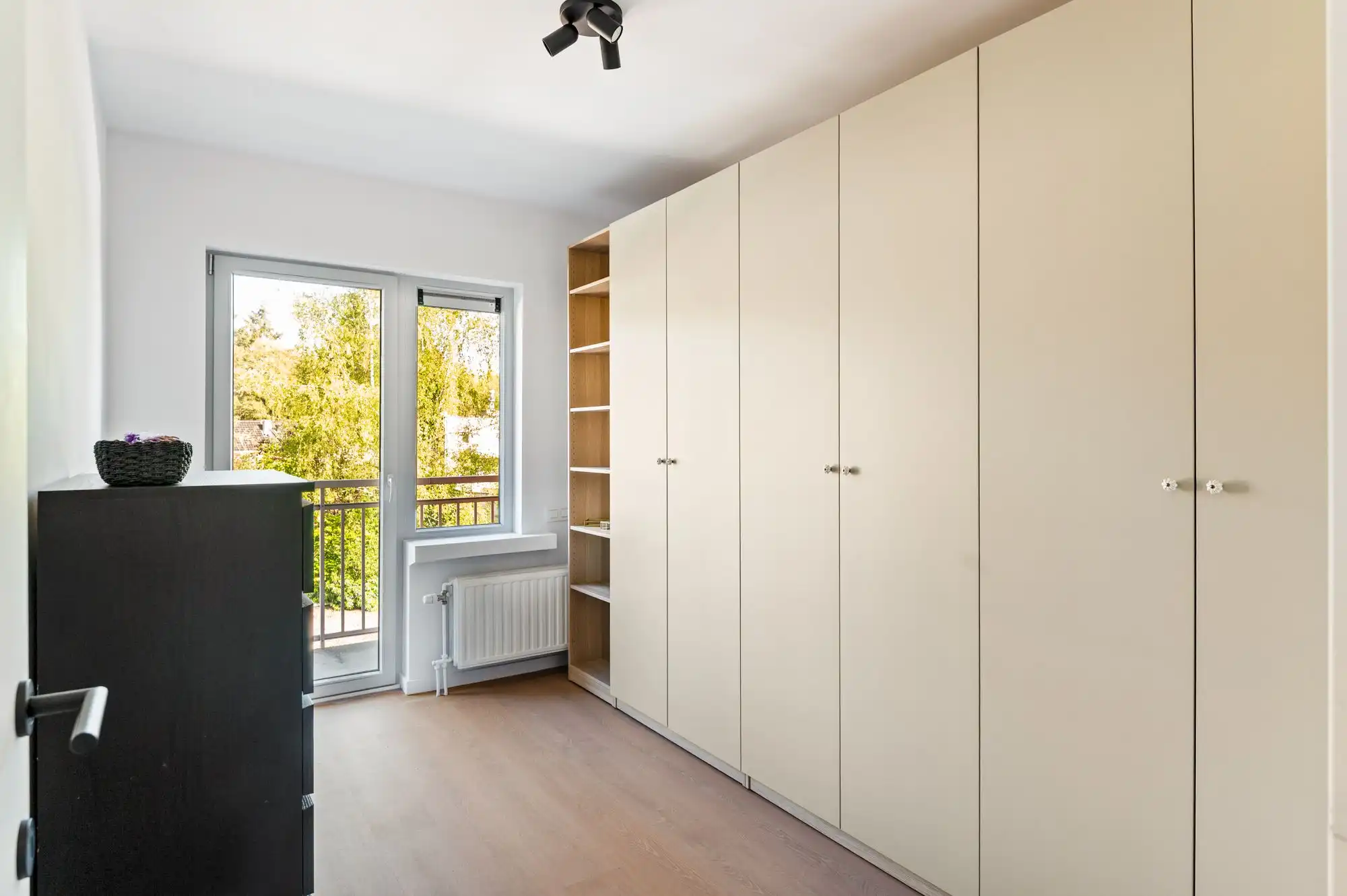 Prachtig ruim appartement nabij het centrum van Brasschaat. foto 16