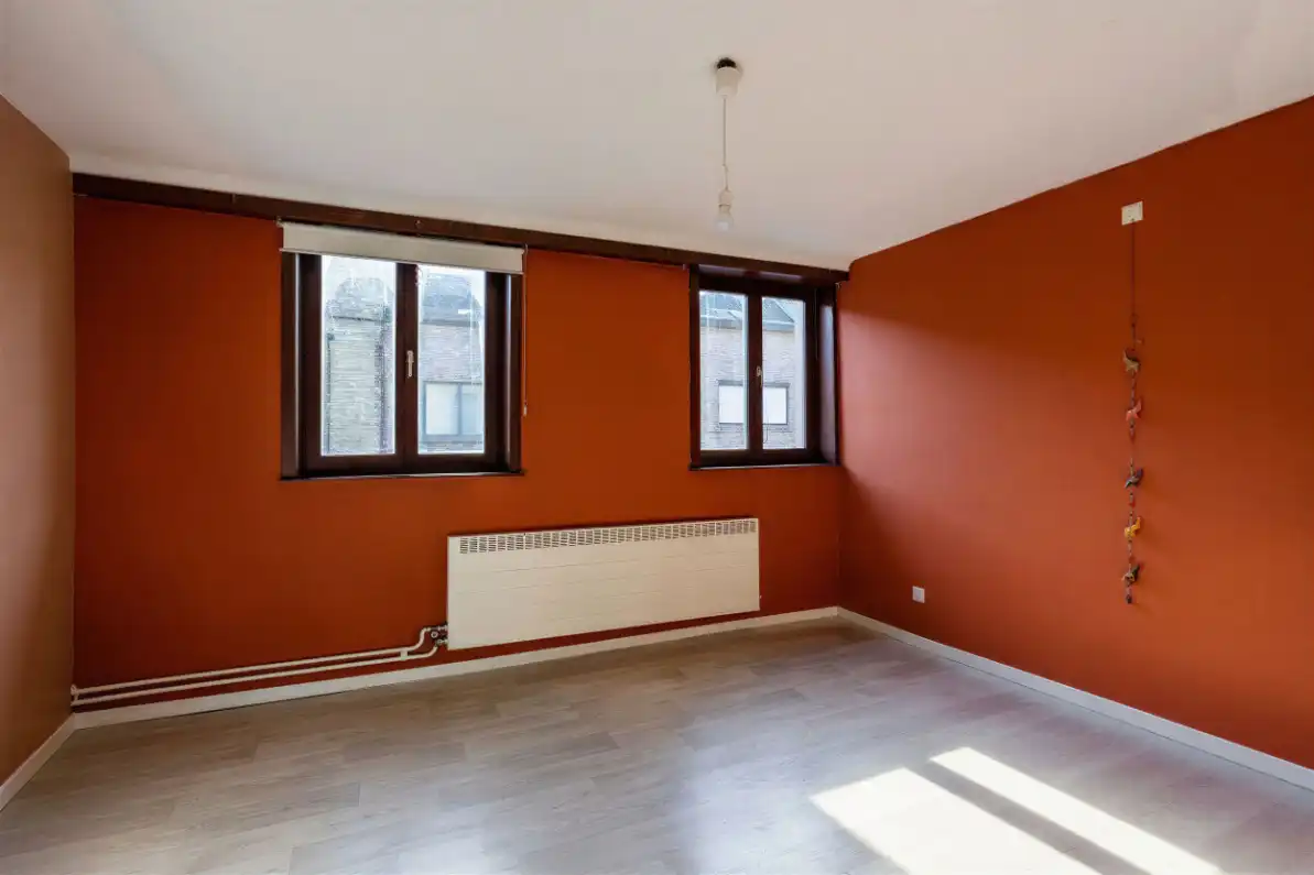 Rijwoning  met 4 slaapkamers en mooie tuin foto 9