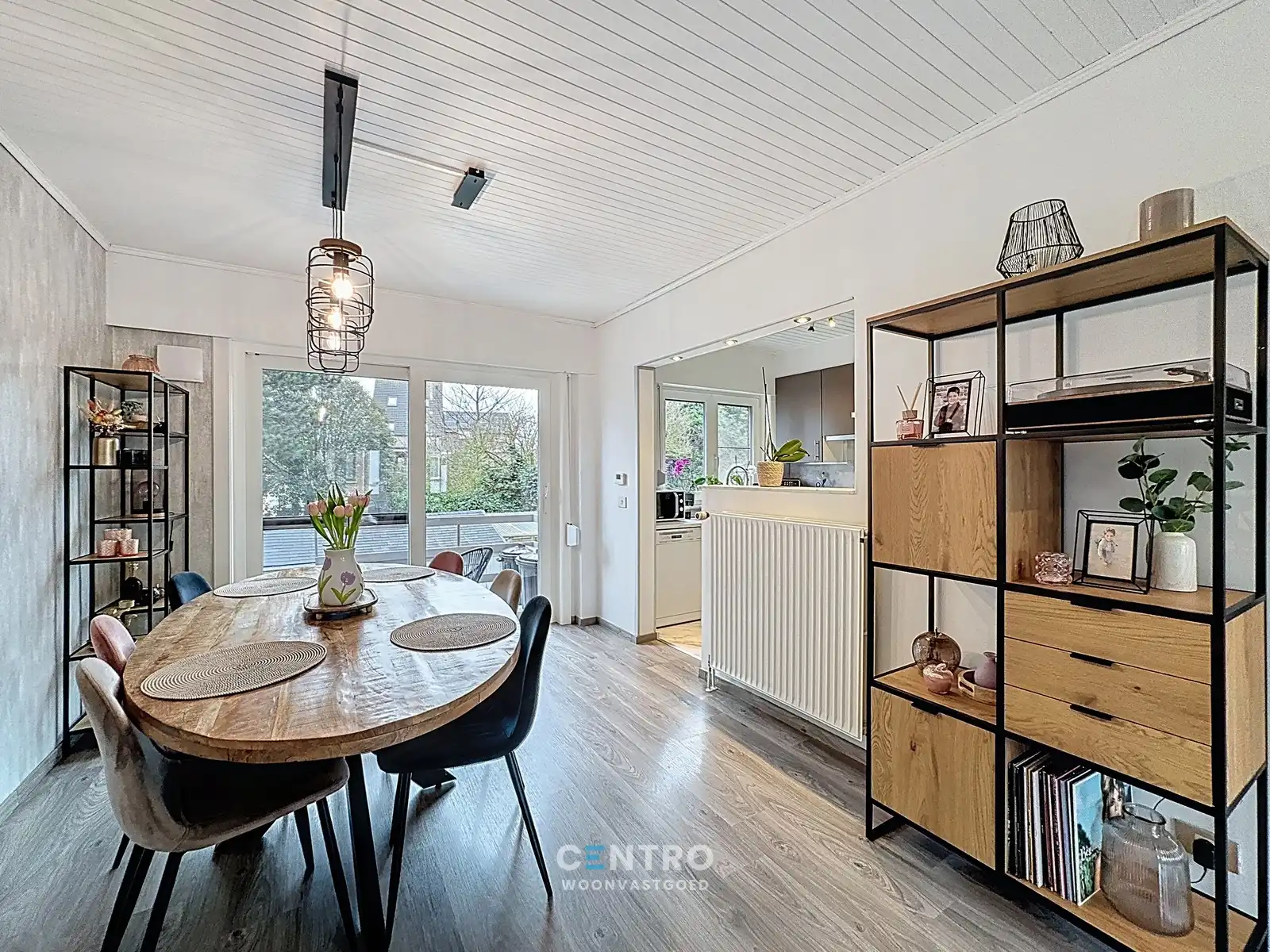 RUIME supergezellige gezinswoning met  4 slpks, garage én ZUIDger. tuin! foto 7