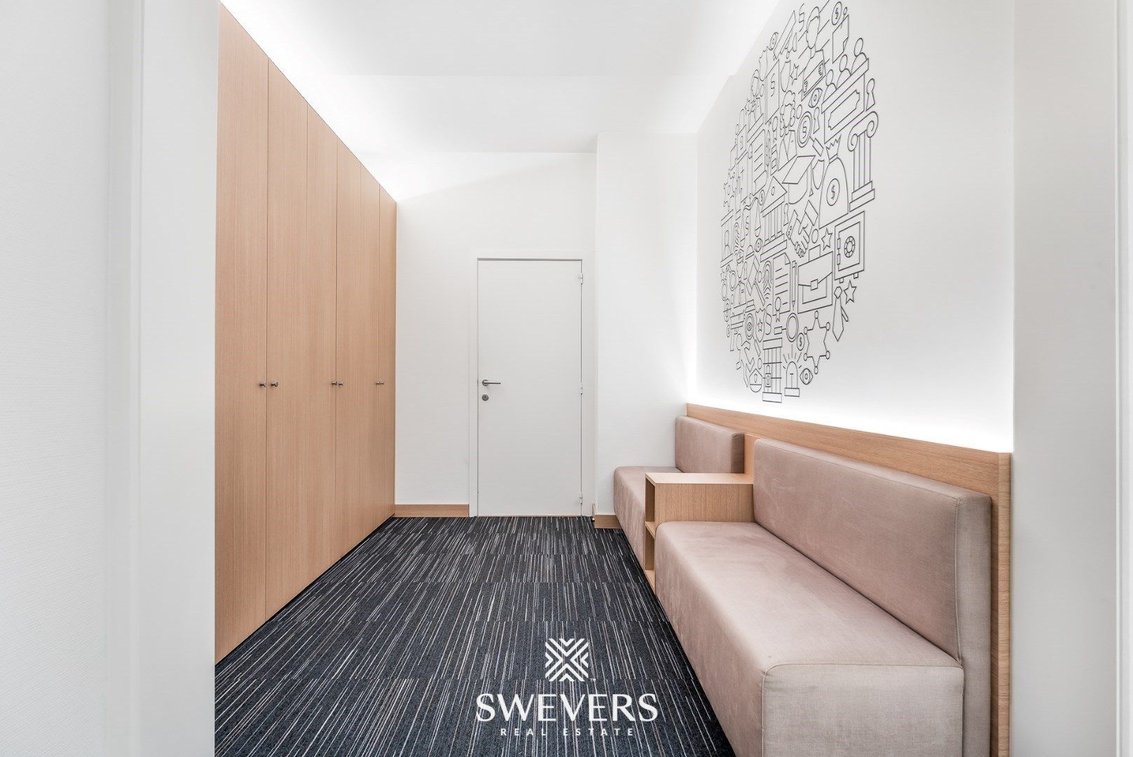 Instapklare kantoorruimte met appartement op toplocatie in Hasselt foto 3