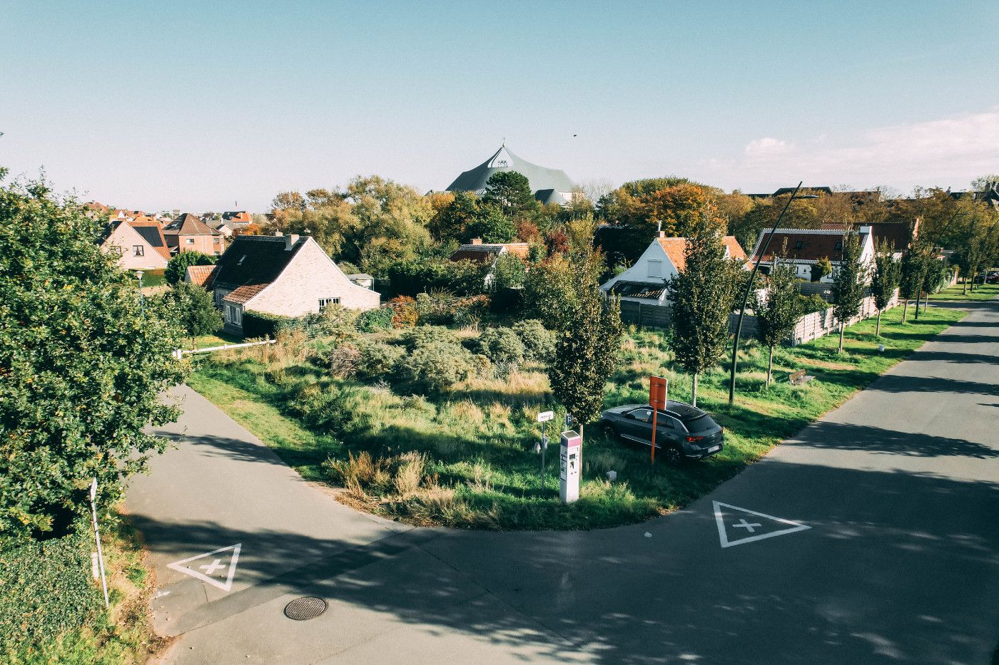 Bouwgrond zonder bouwverplichting met residentiële ligging foto 7